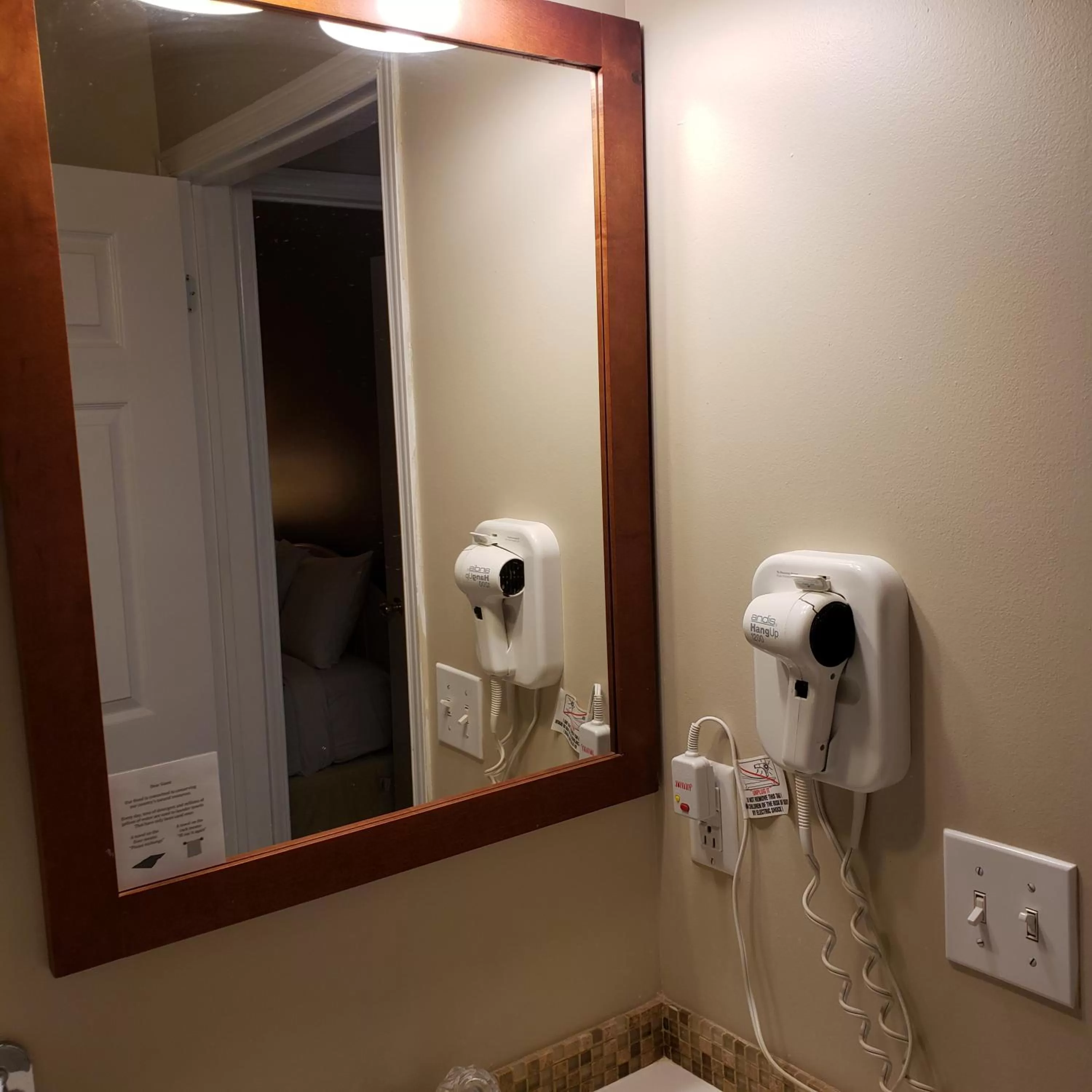 Shemron Suites Hotel