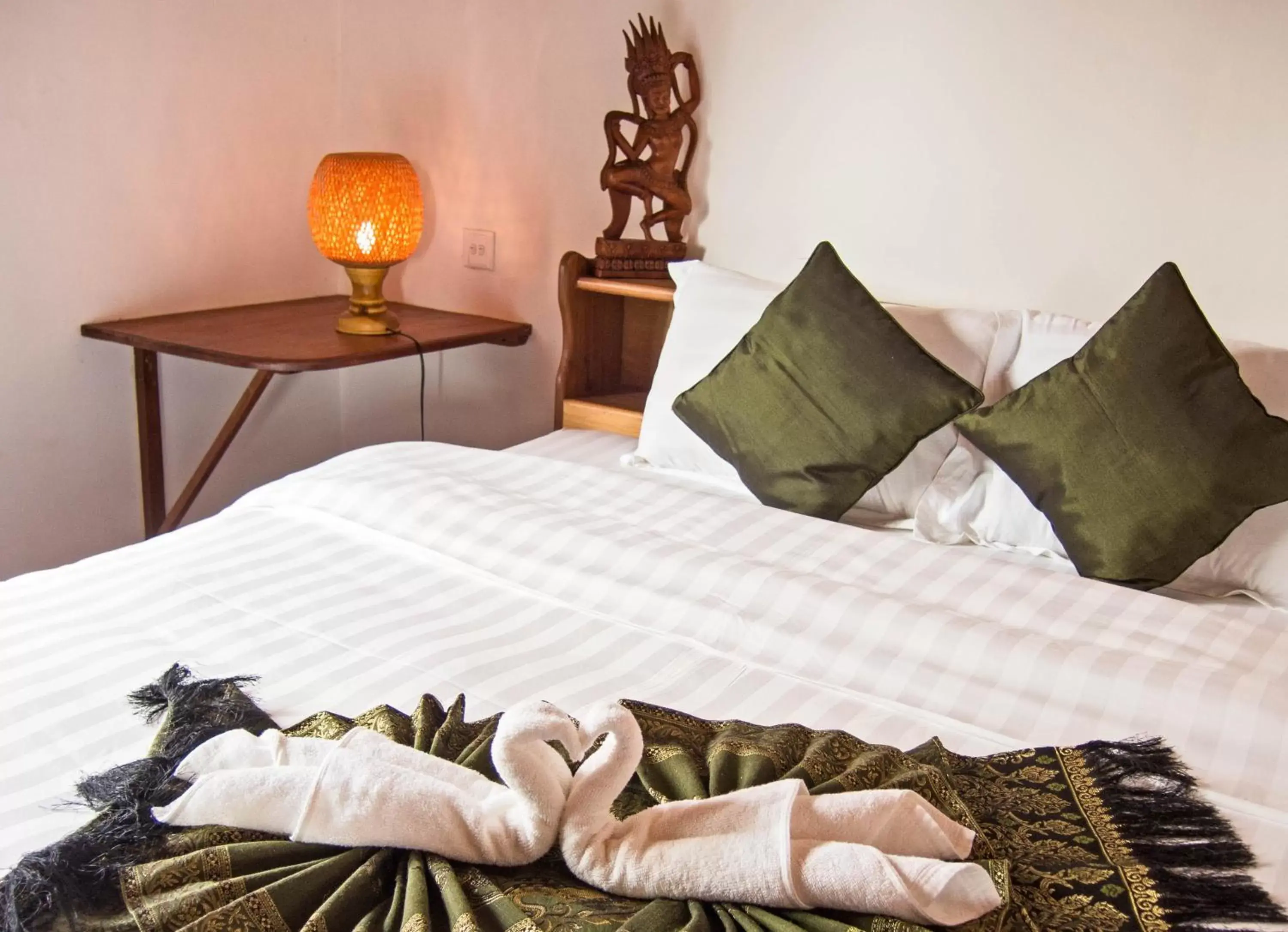 Bedroom, Bed in TARA LODGE Haven of peace