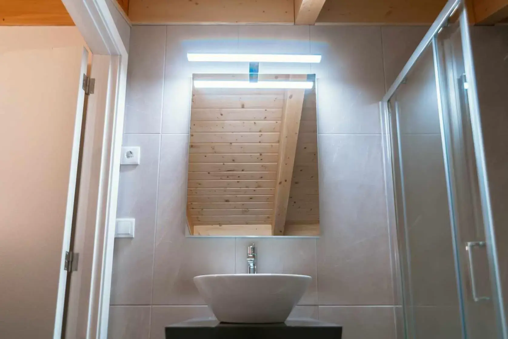 Shower, Bathroom in Blue House Ponte de Lima