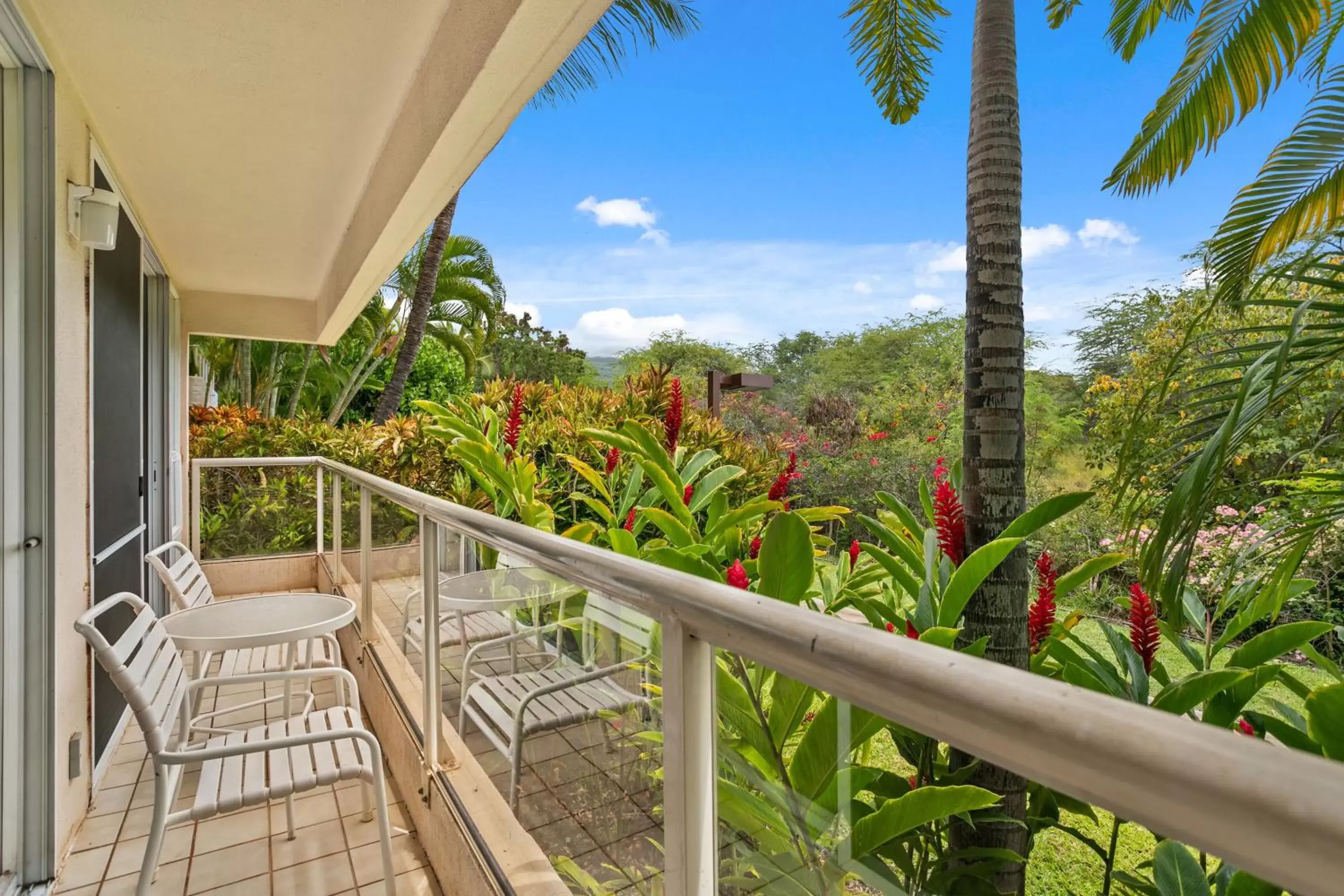 View (from property/room), Balcony/Terrace in Aston at the Maui Banyan