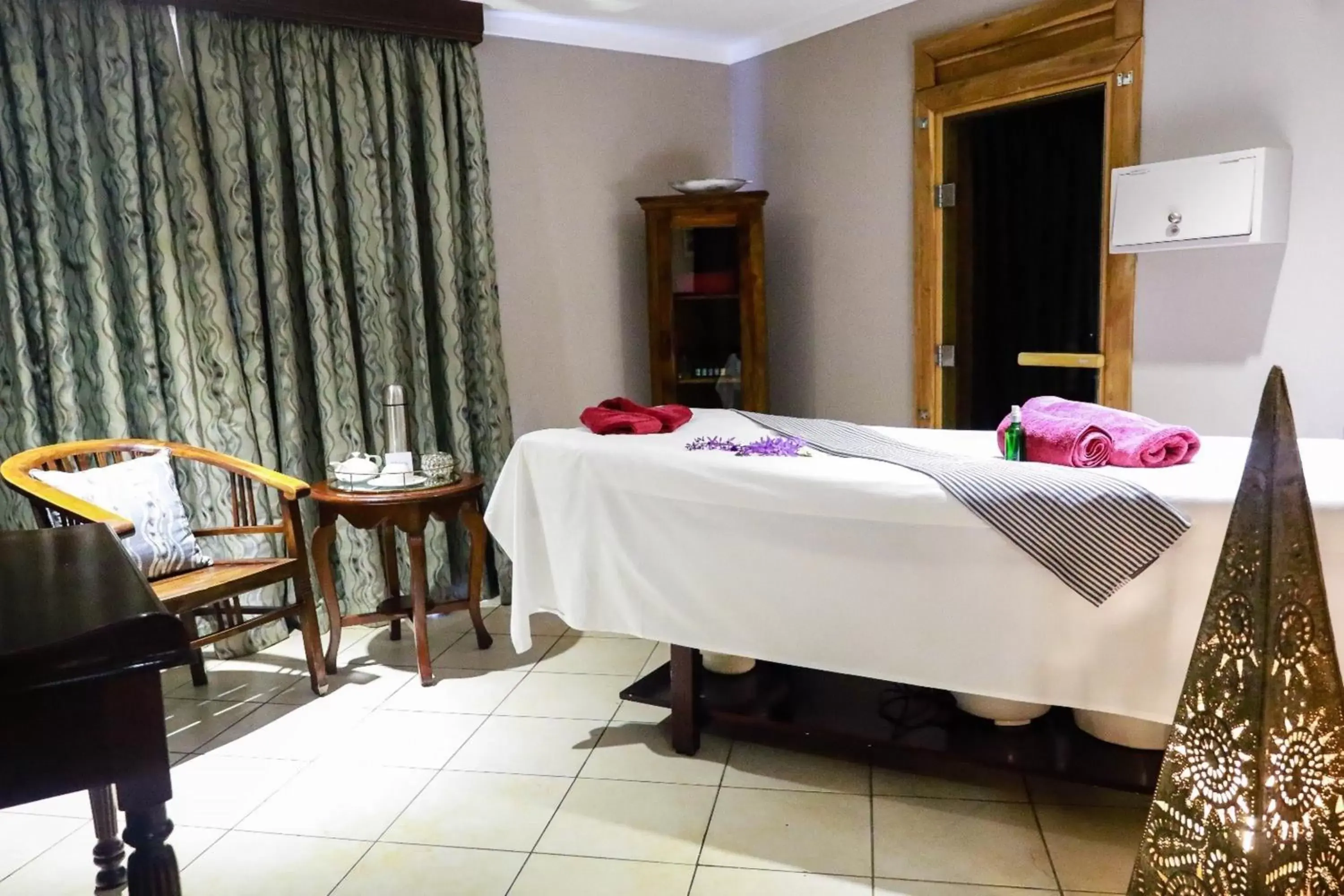 Massage in The Heron Hotel