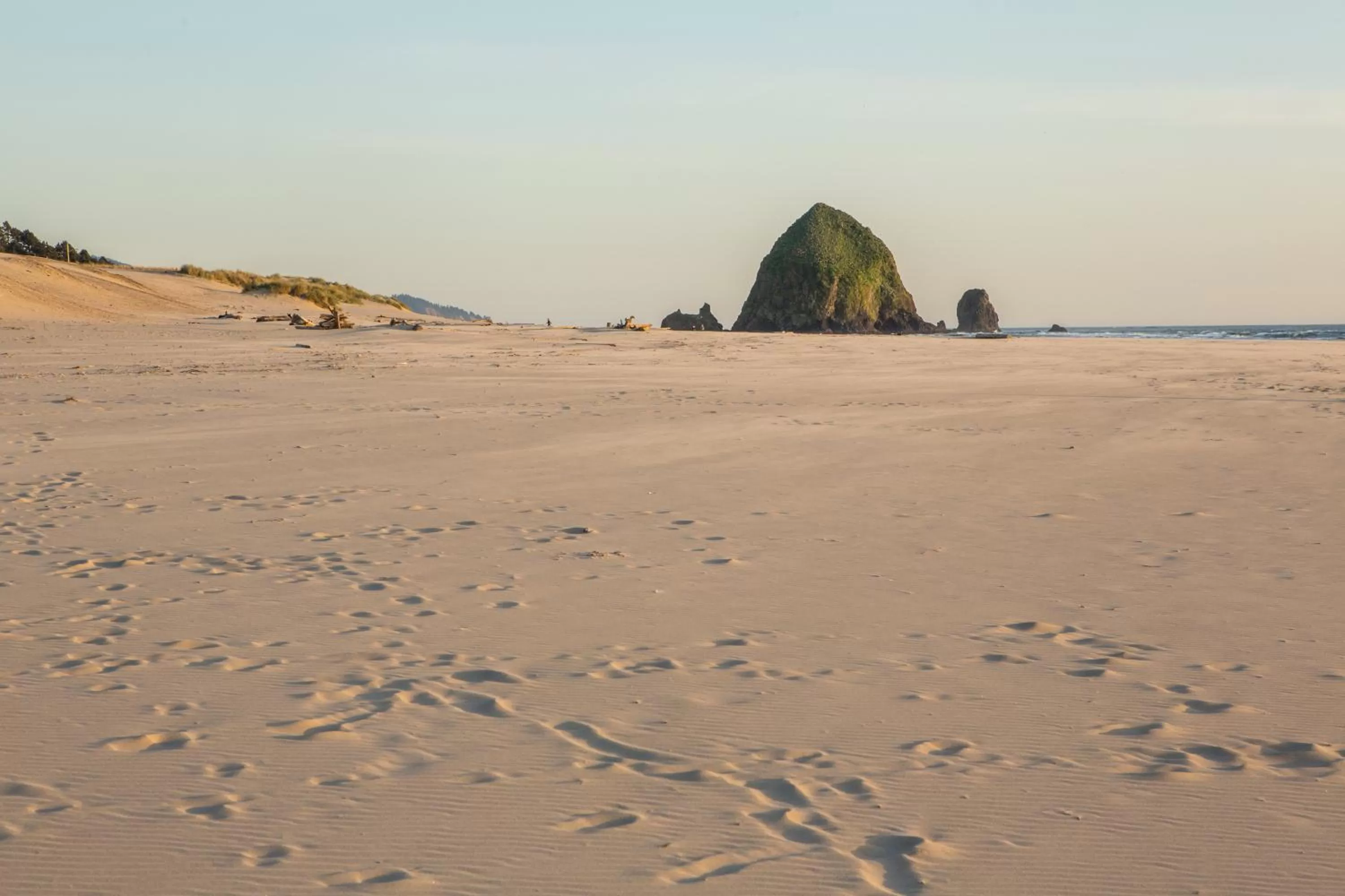 Beach in Schooner's Cove Inn