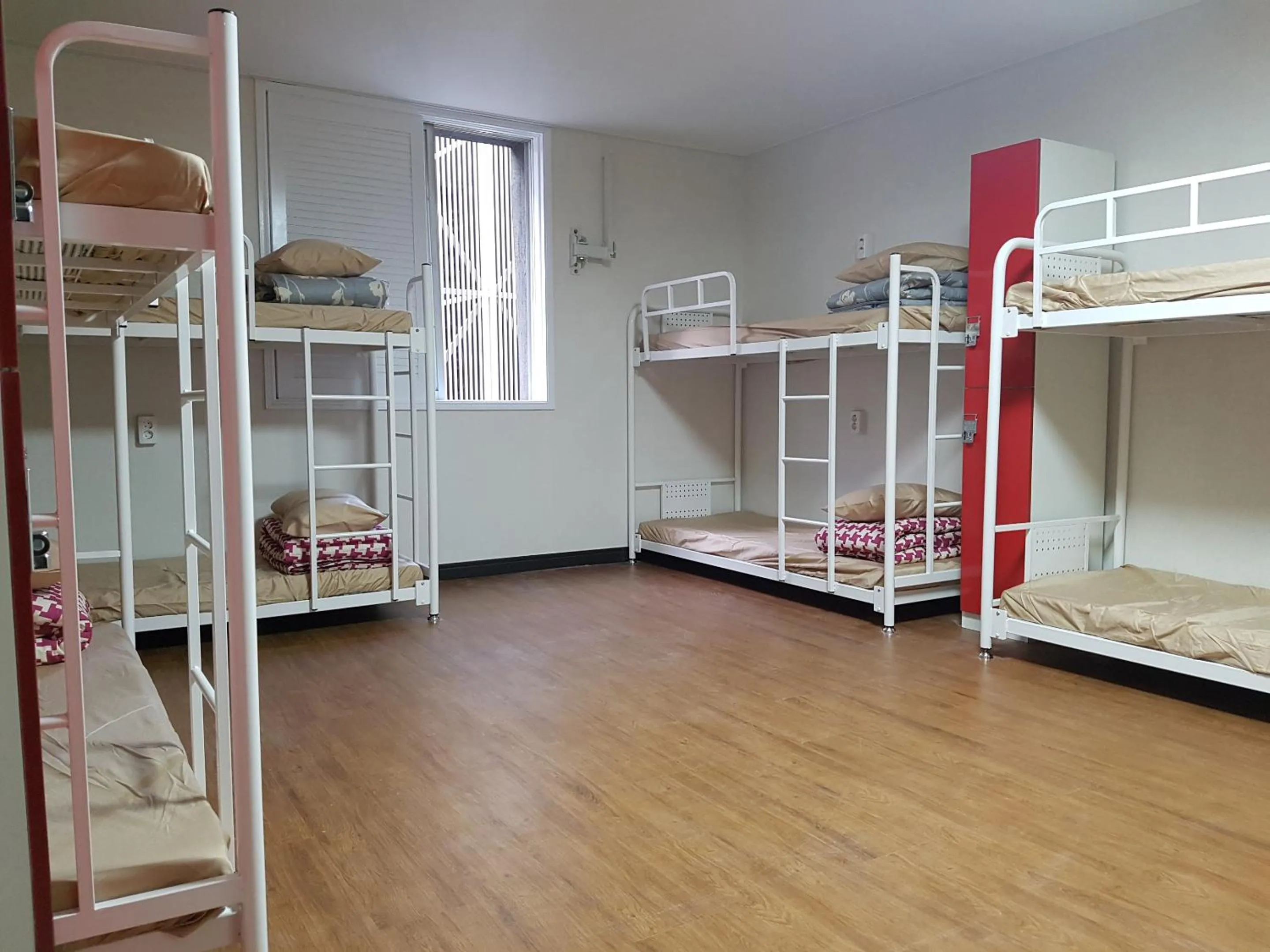 Bedroom, Bed in Kimchee Busan Downtown Guesthouse