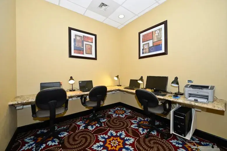 Business facilities in Causeway Bay Hotel