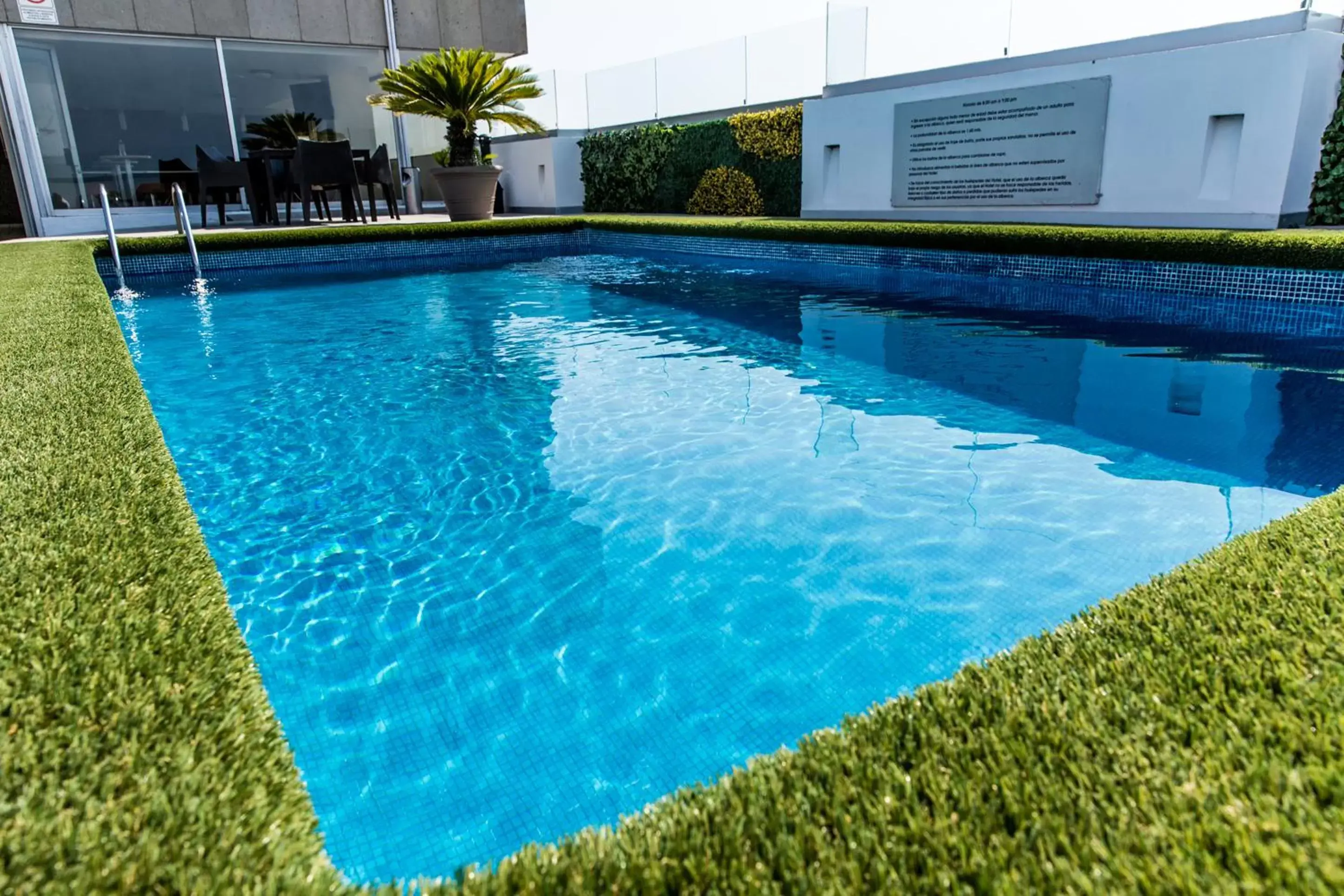 Balcony/Terrace, Swimming Pool in Best Western Plus Gran Hotel Centro Historico