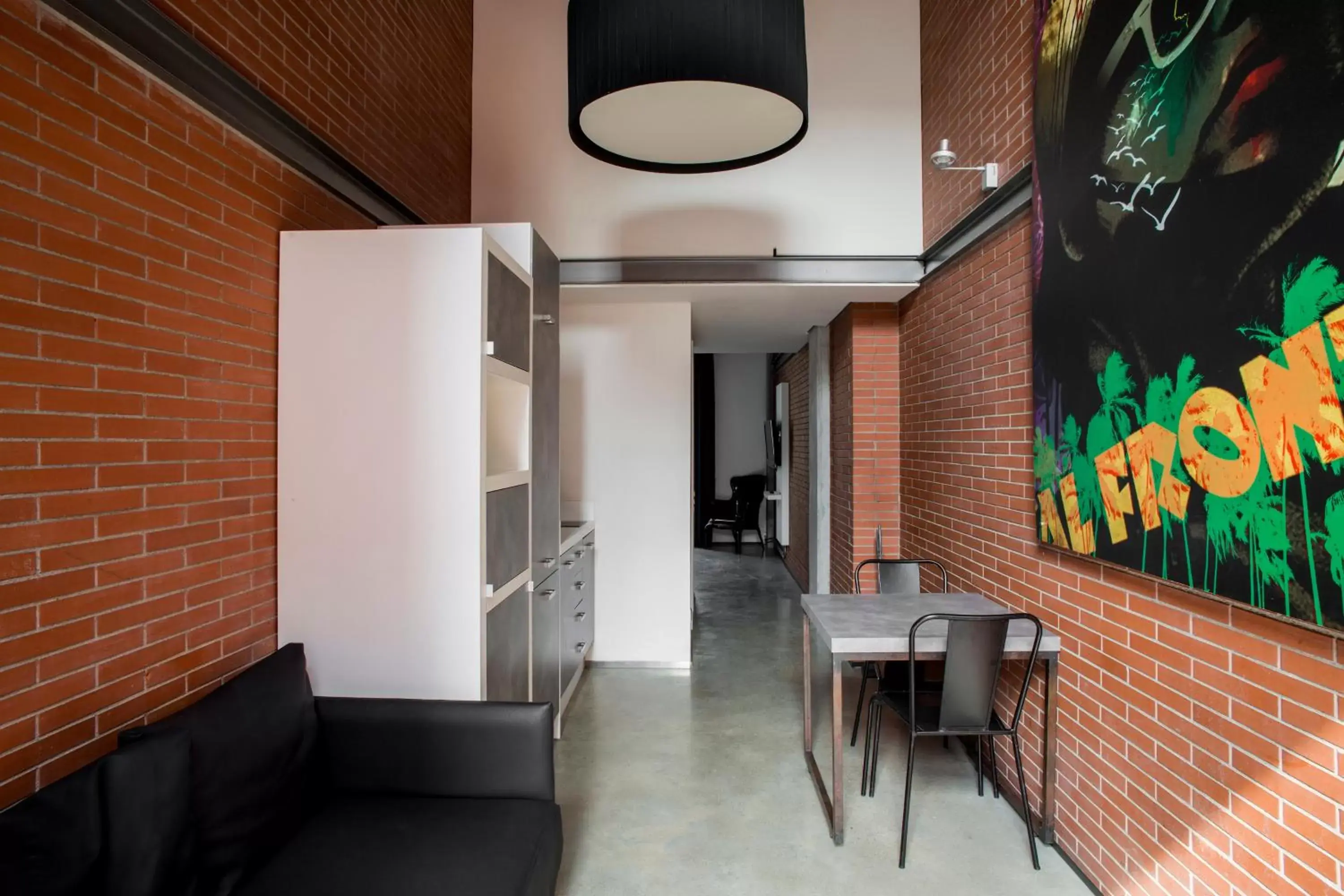 Dining area in Barcelona Apartment Republica