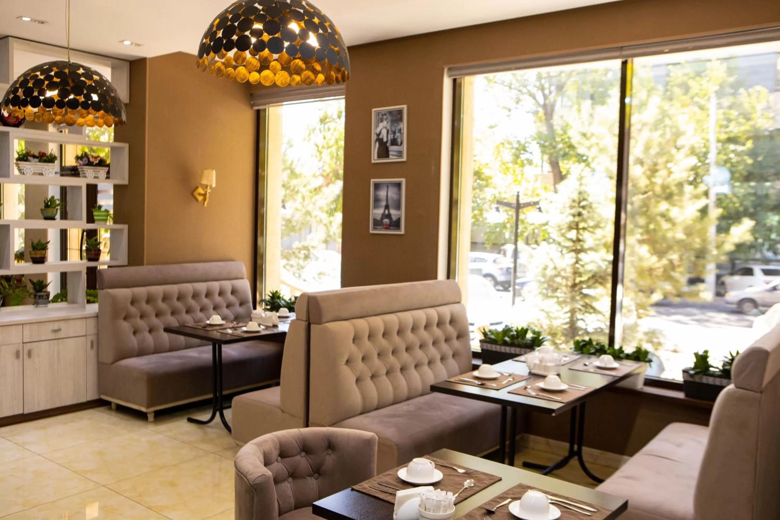 Restaurant/places to eat in Hotel FN Shymkent