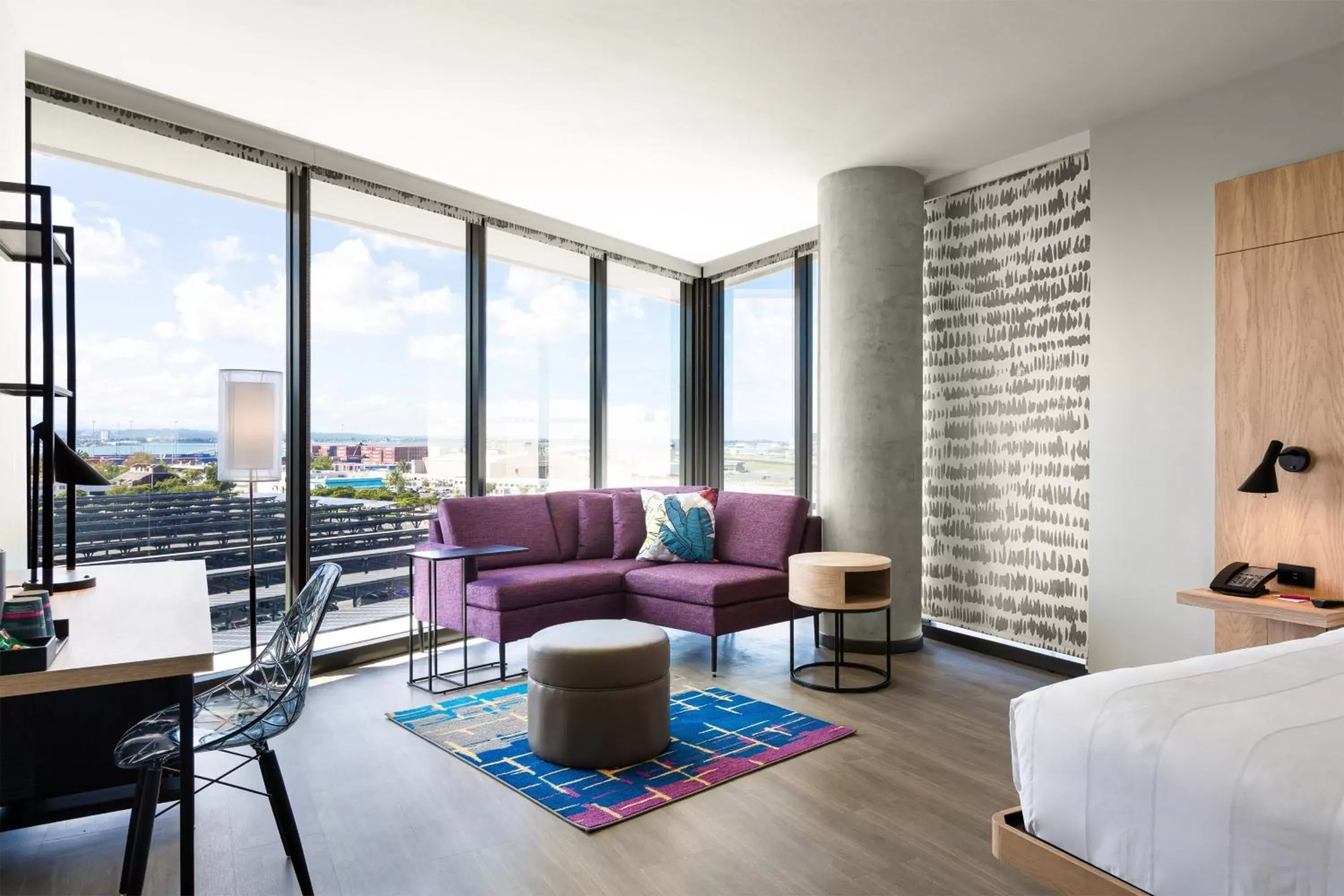 Living room in Aloft San Juan