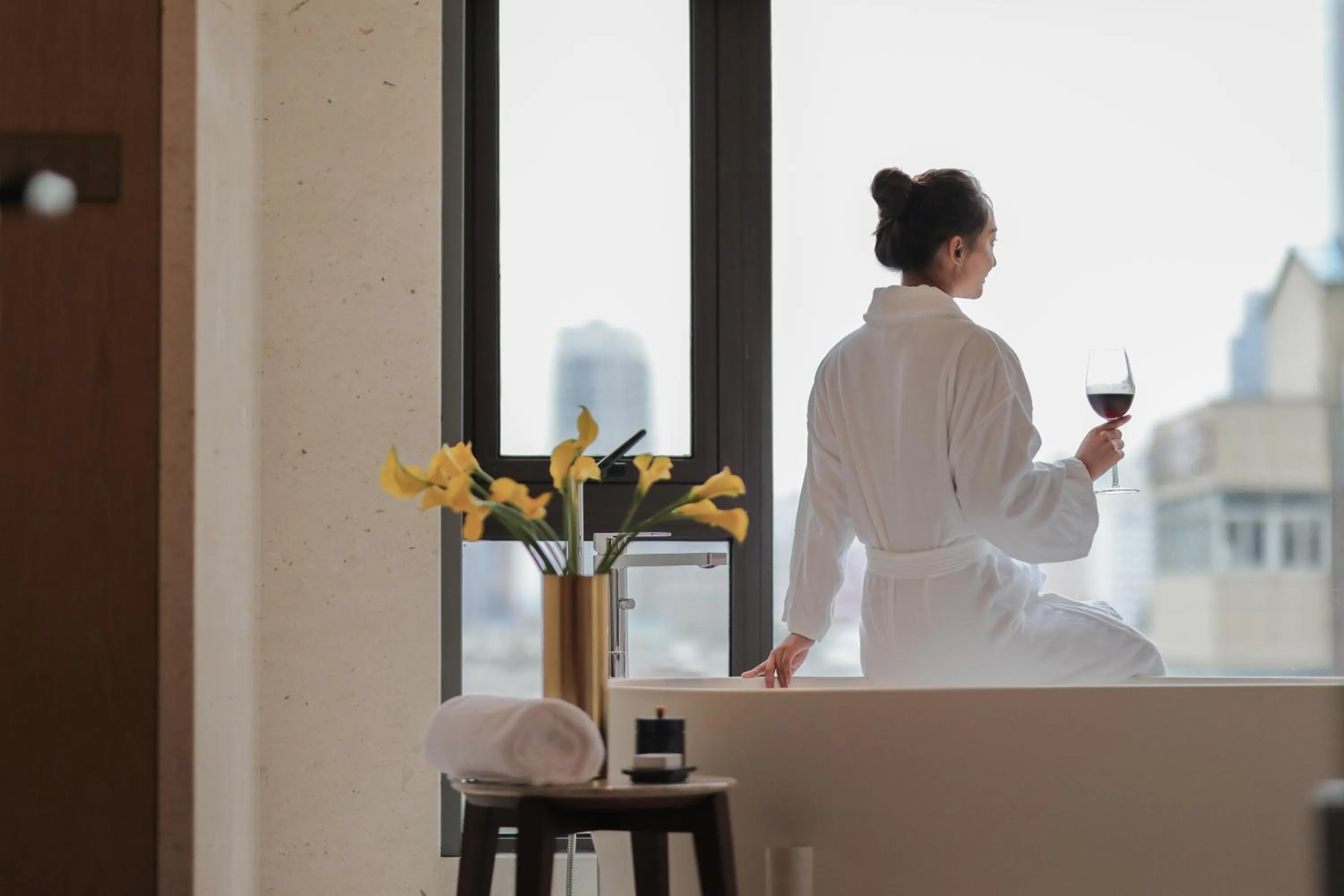 Bathroom in voco Nanjing Oriental Pearl