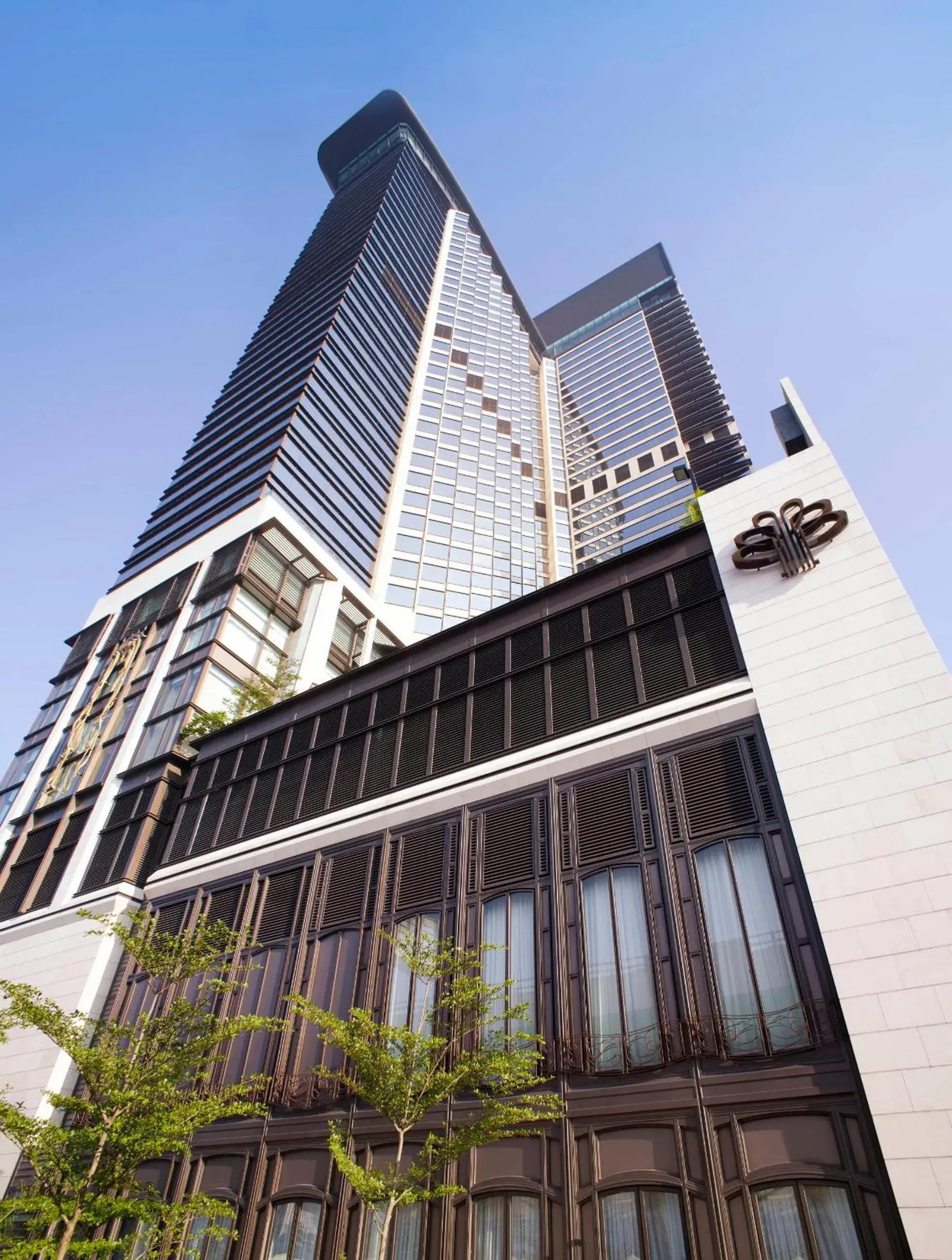 Facade/entrance, Property Building in Harbour Grand Hong Kong Hotel