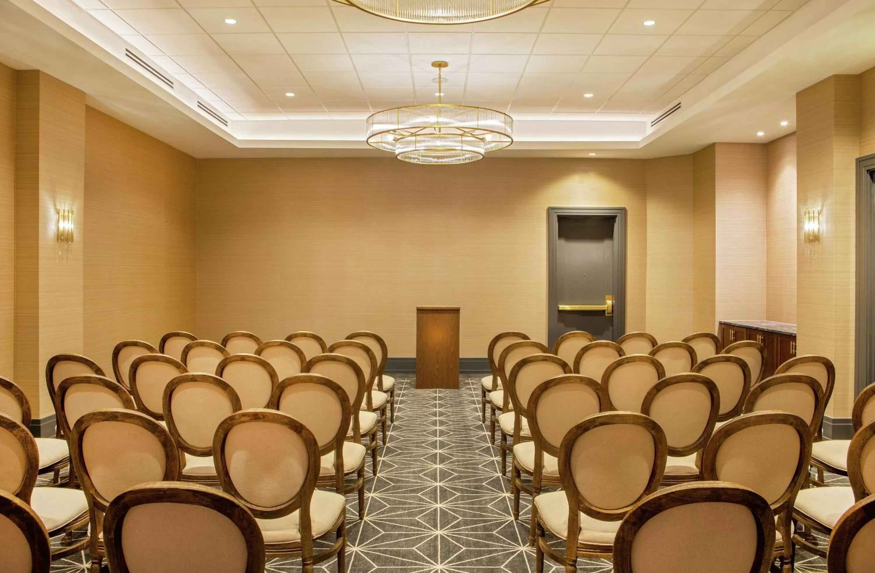 Meeting/conference room in The Virginian Lynchburg, Curio Collection By Hilton