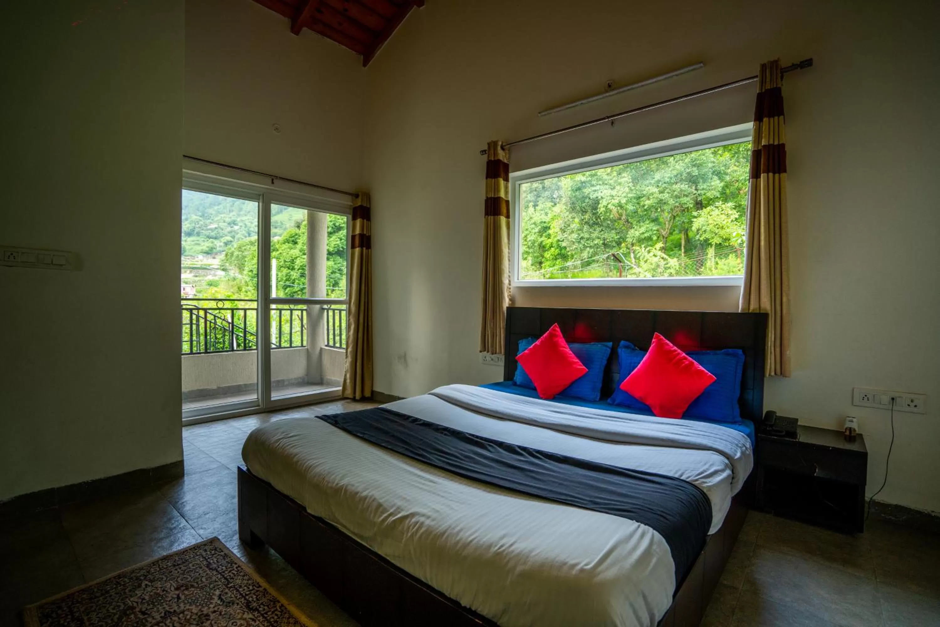 Bed in Cottages @ Village