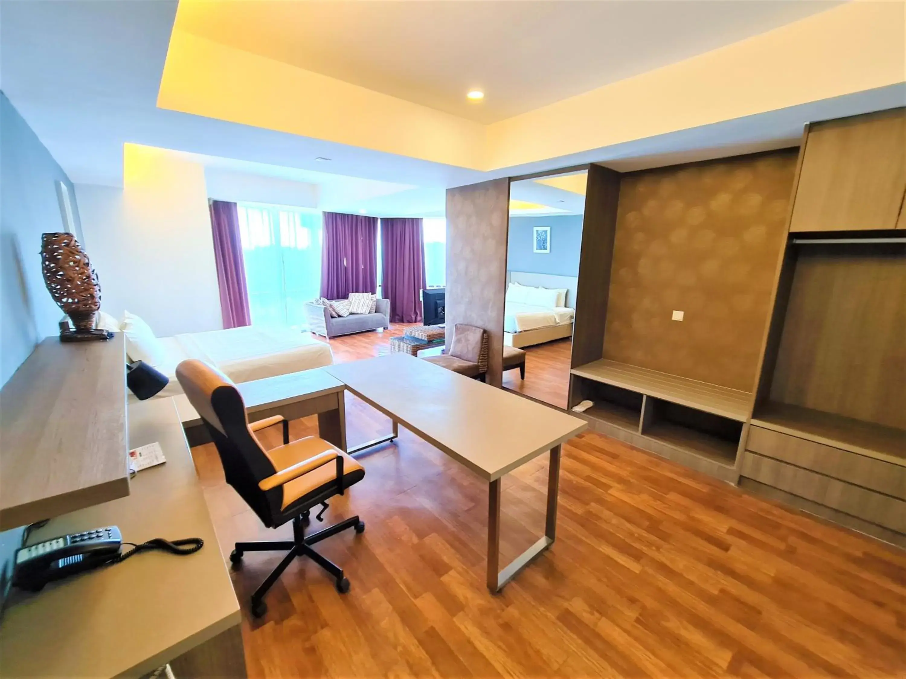 Nexus Business Suite Hotel