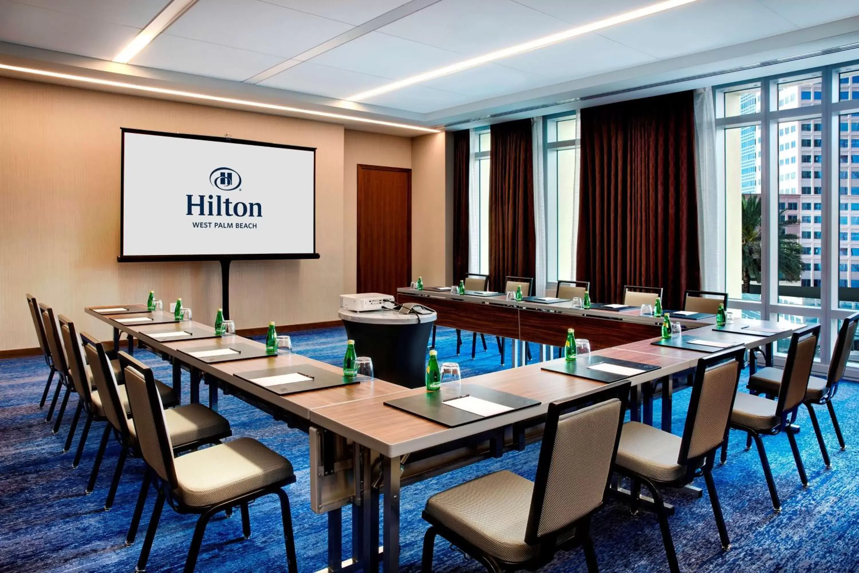 Meeting/conference room in Hilton West Palm Beach