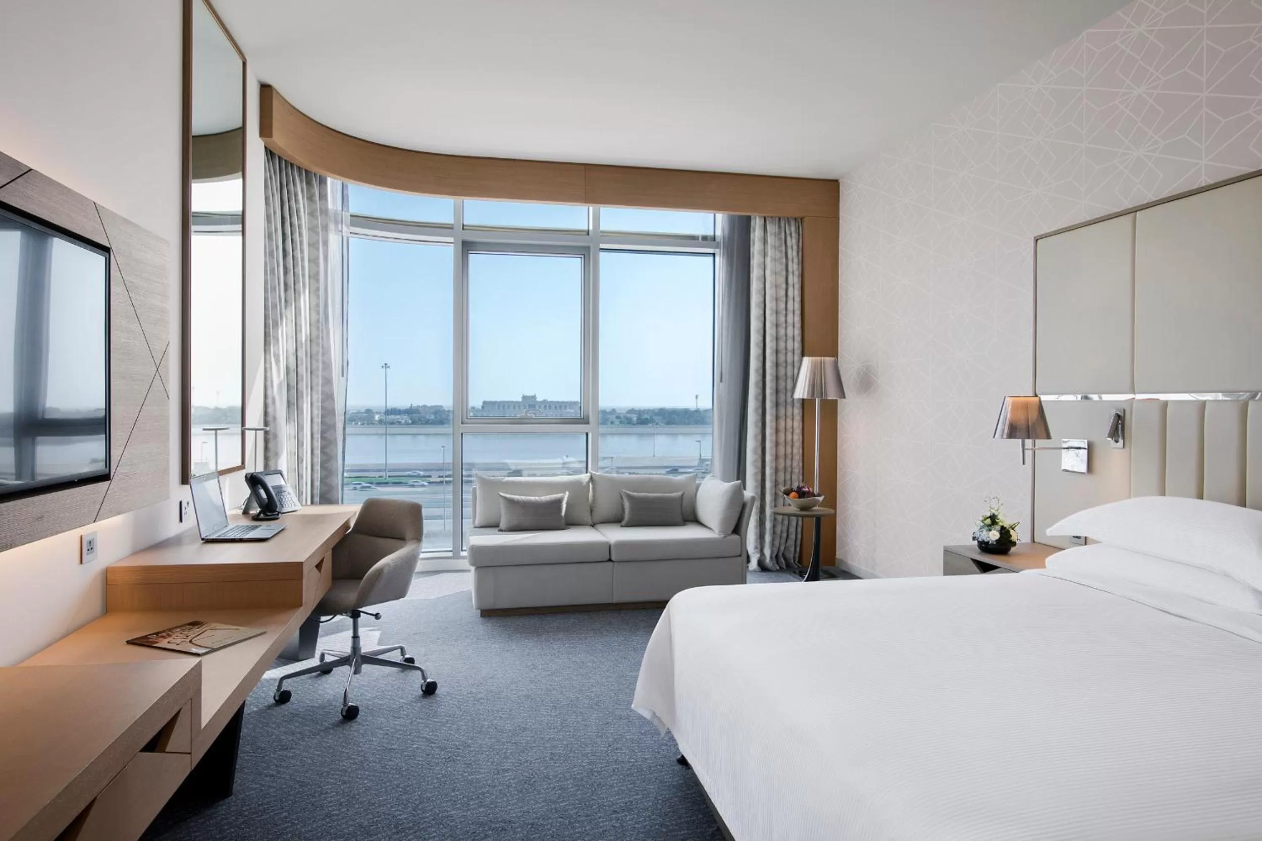 TV and multimedia, Bed in Pearl Rotana Capital Centre