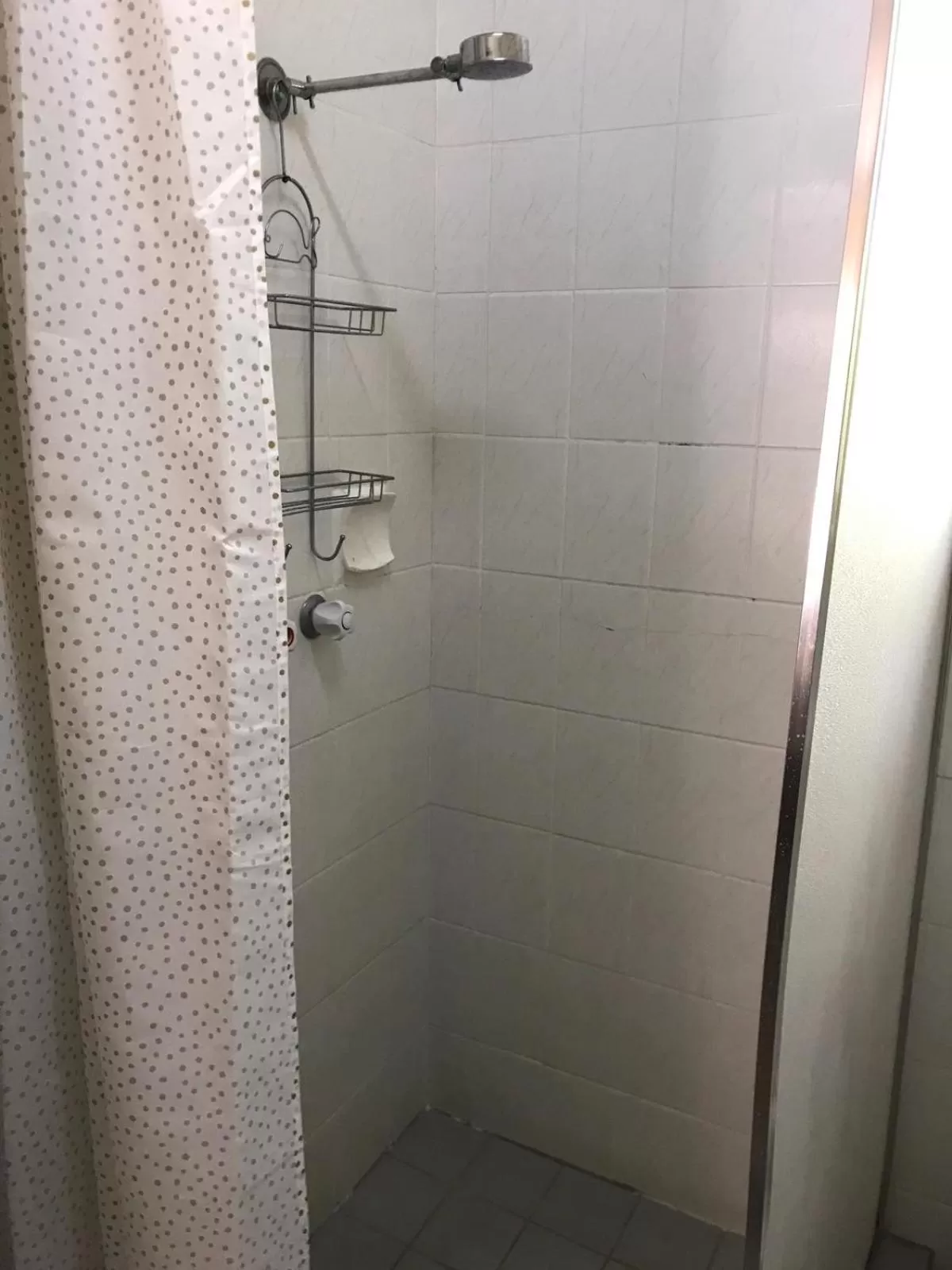 Shower in Angel's Rest Motel