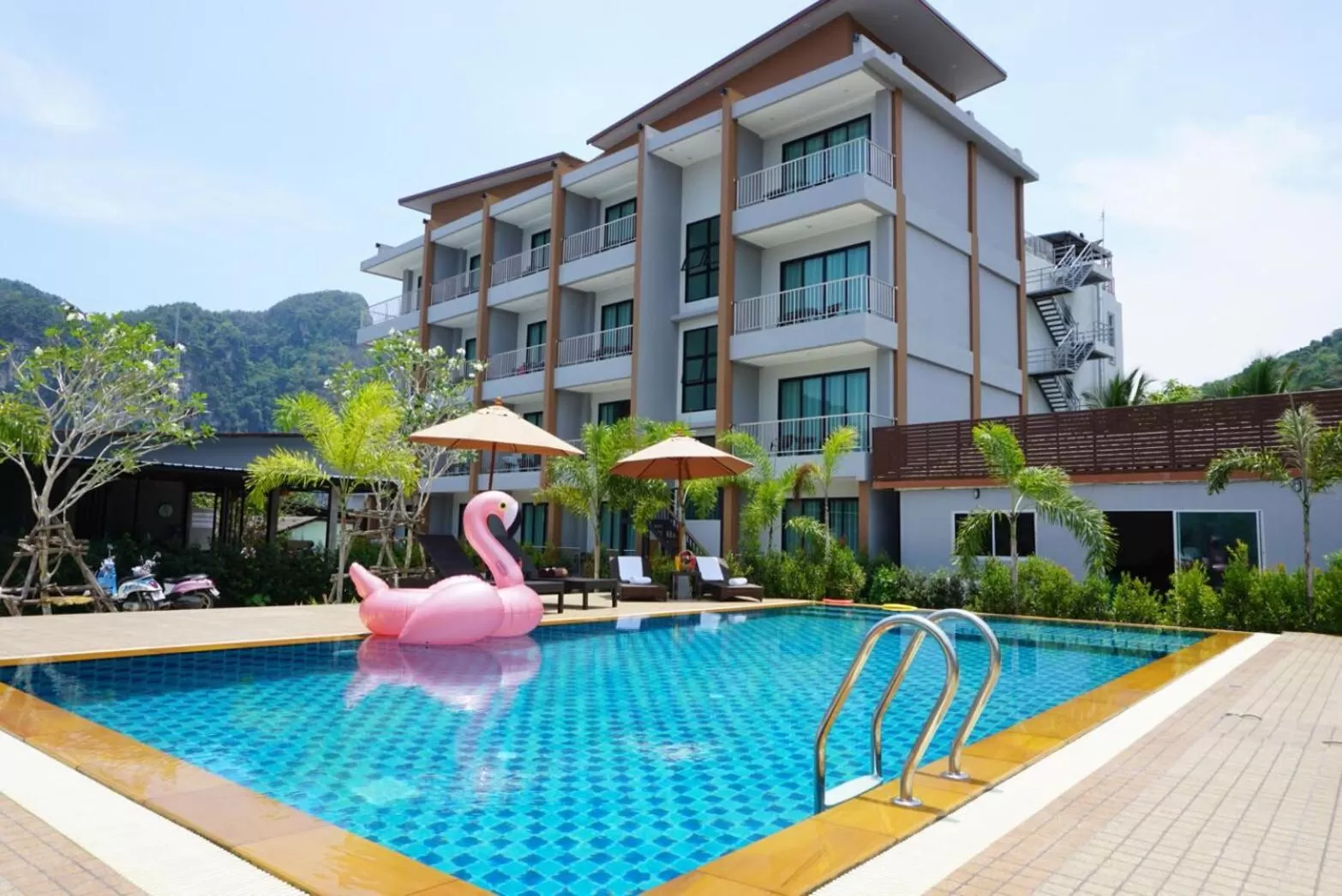 Property building in Aonang Sea Valley Resort