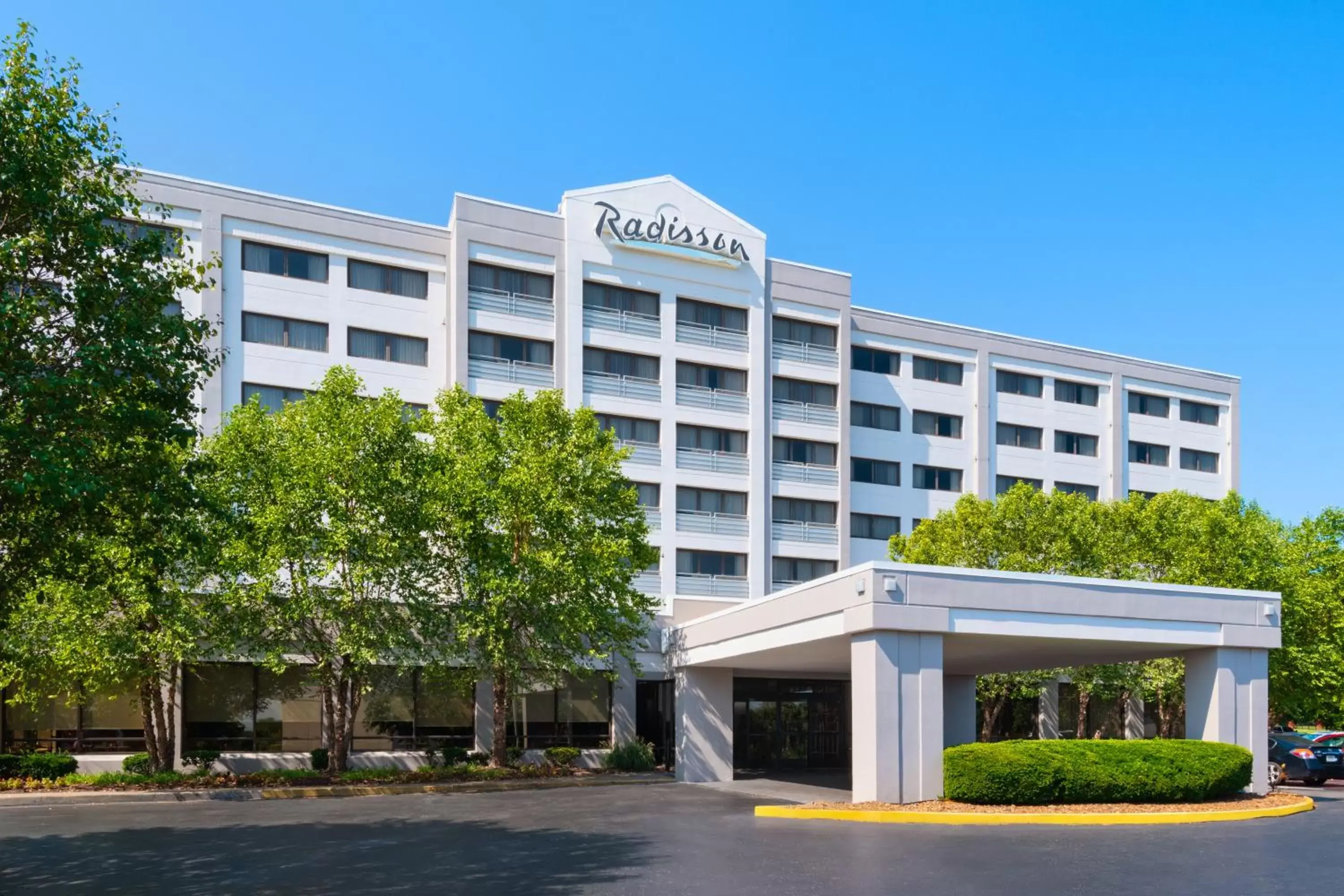 Facade/entrance, Property Building in Radisson Hotel Nashville Airport