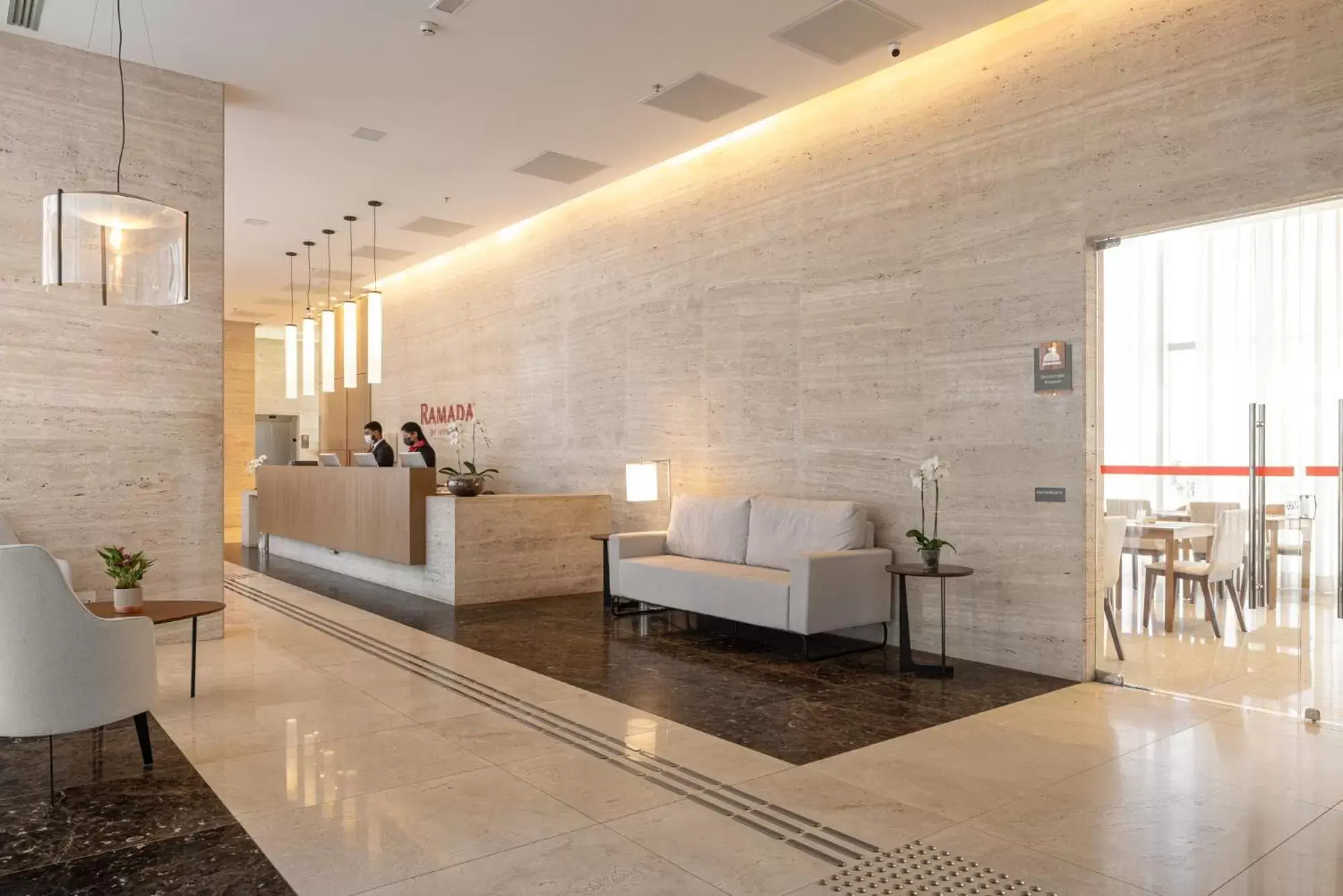 Property building, Seating Area in Ramada by Wyndham Brasilia Alvorada