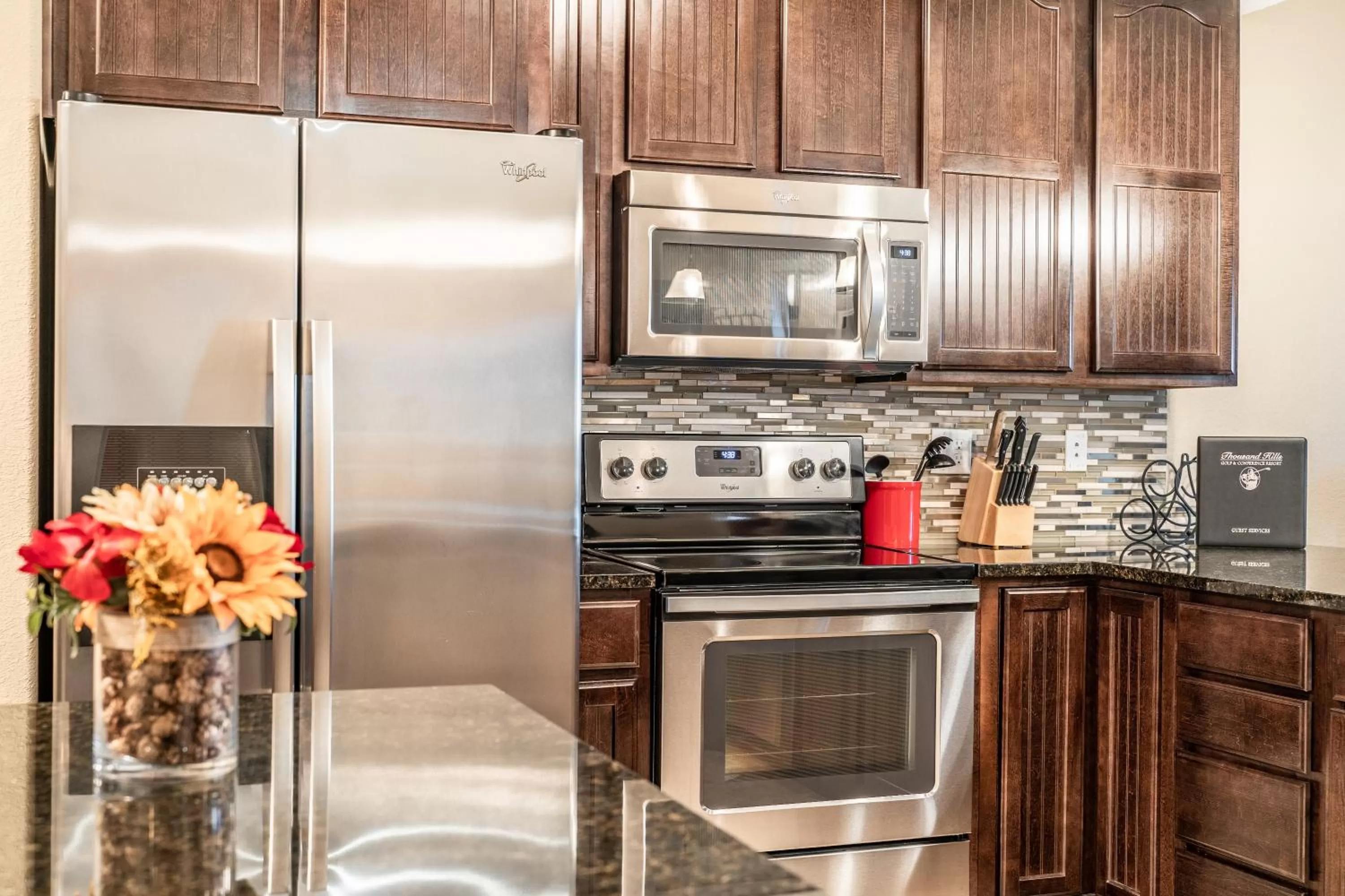 Kitchen or kitchenette in Majestic at Table Rock