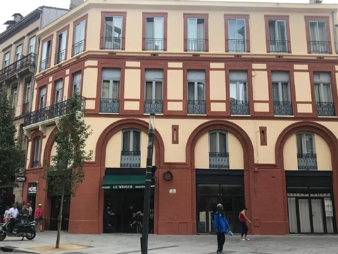 Facade/entrance, Property Building in Hôtel des Ambassadeurs