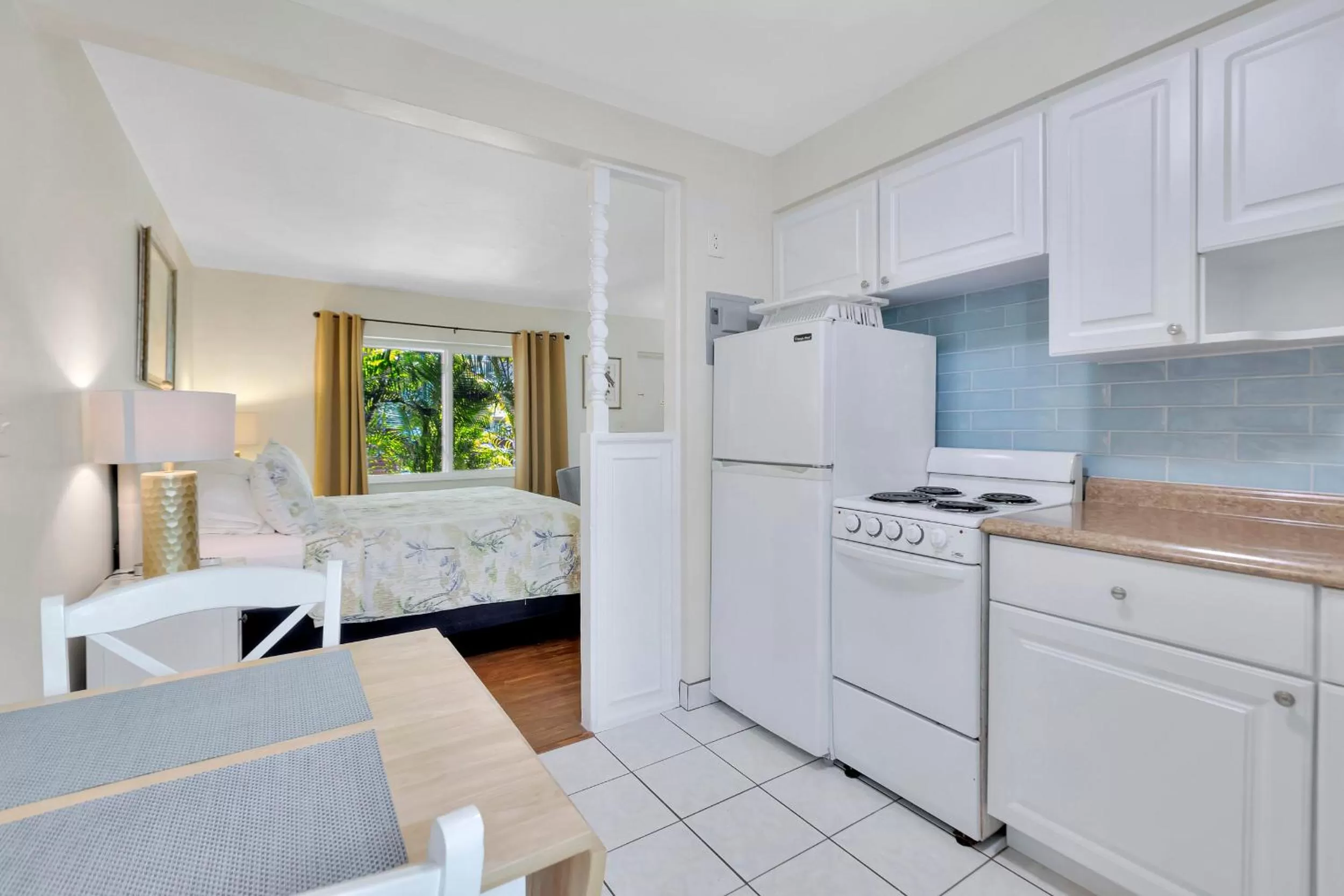 kitchen, Kitchen/Kitchenette in Seahorse Guesthouse
