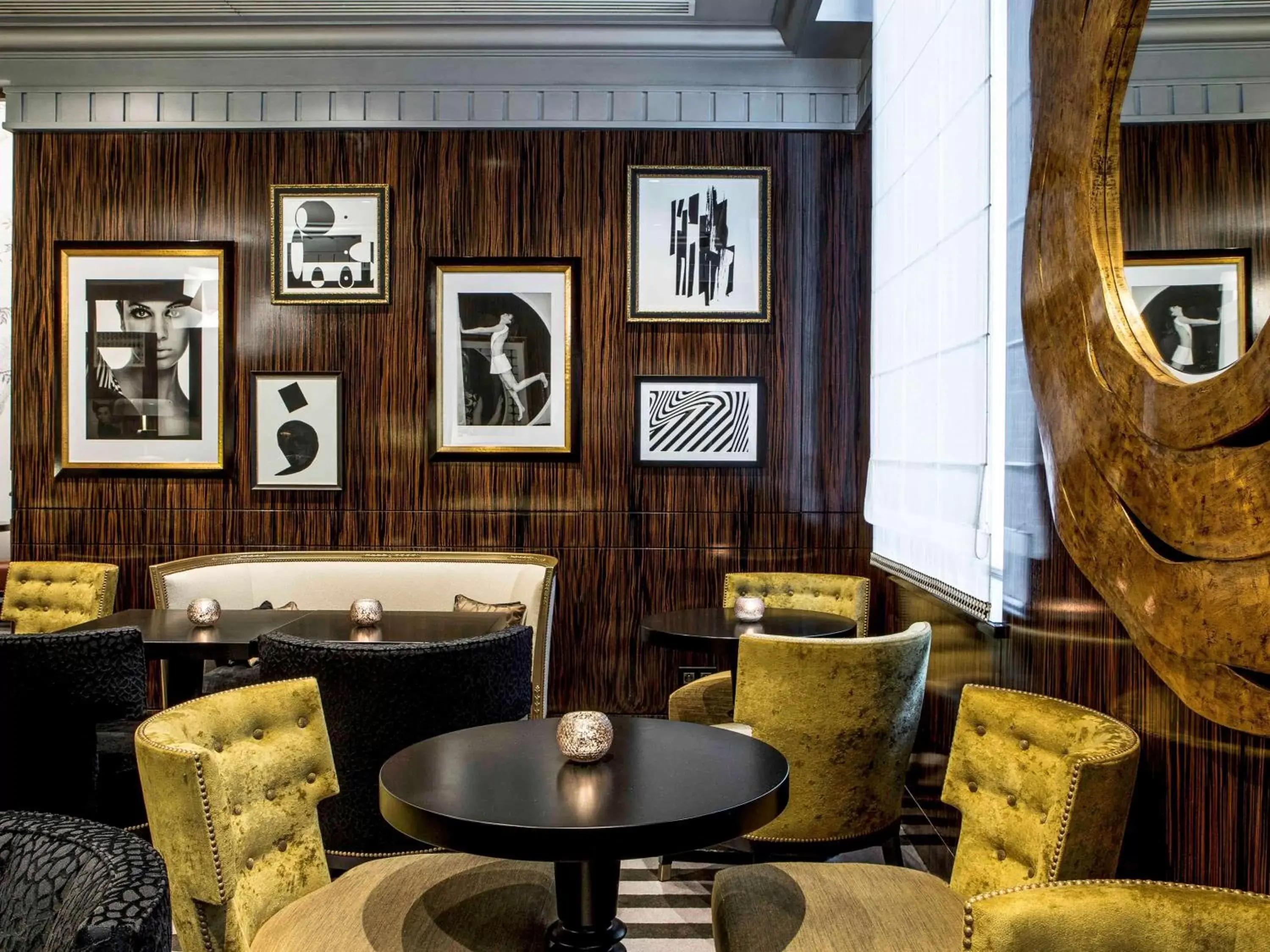 Restaurant/places to eat, Lounge/Bar in Sofitel Paris Le Faubourg