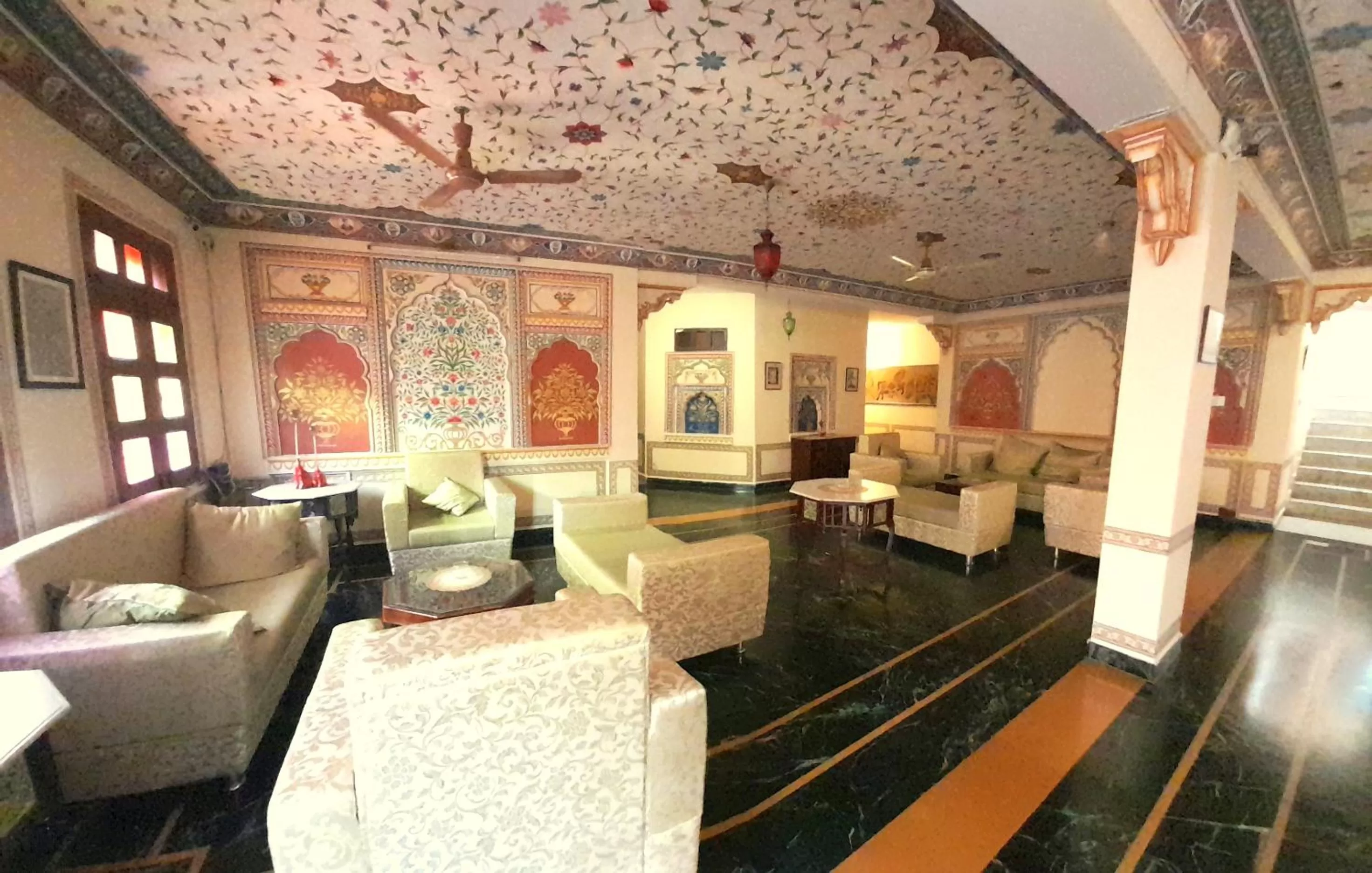 Communal lounge/ TV room in Sajjan Niwas