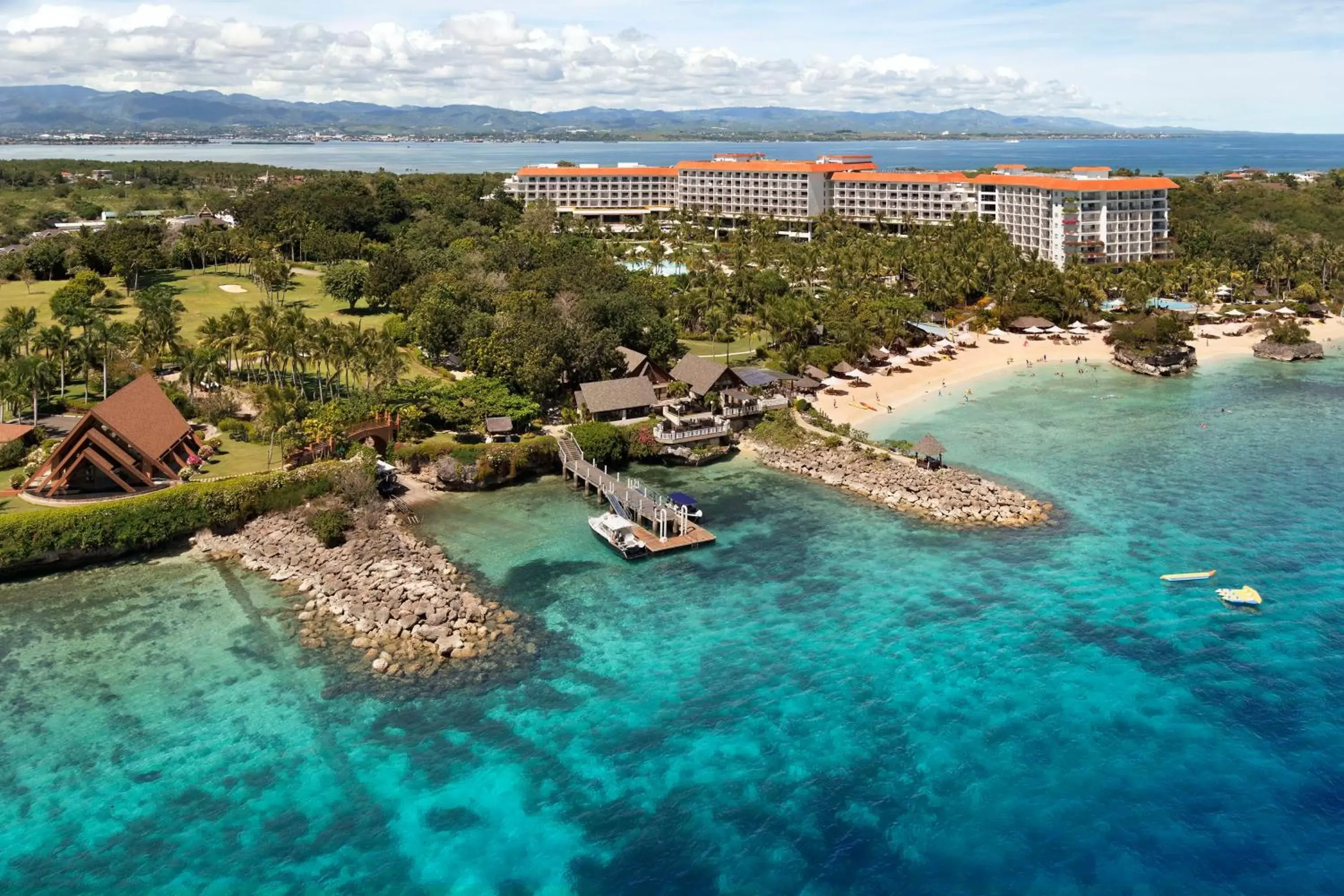 Property building in Shangri-La Mactan, Cebu Property building in Shangri-La Mactan, Cebu