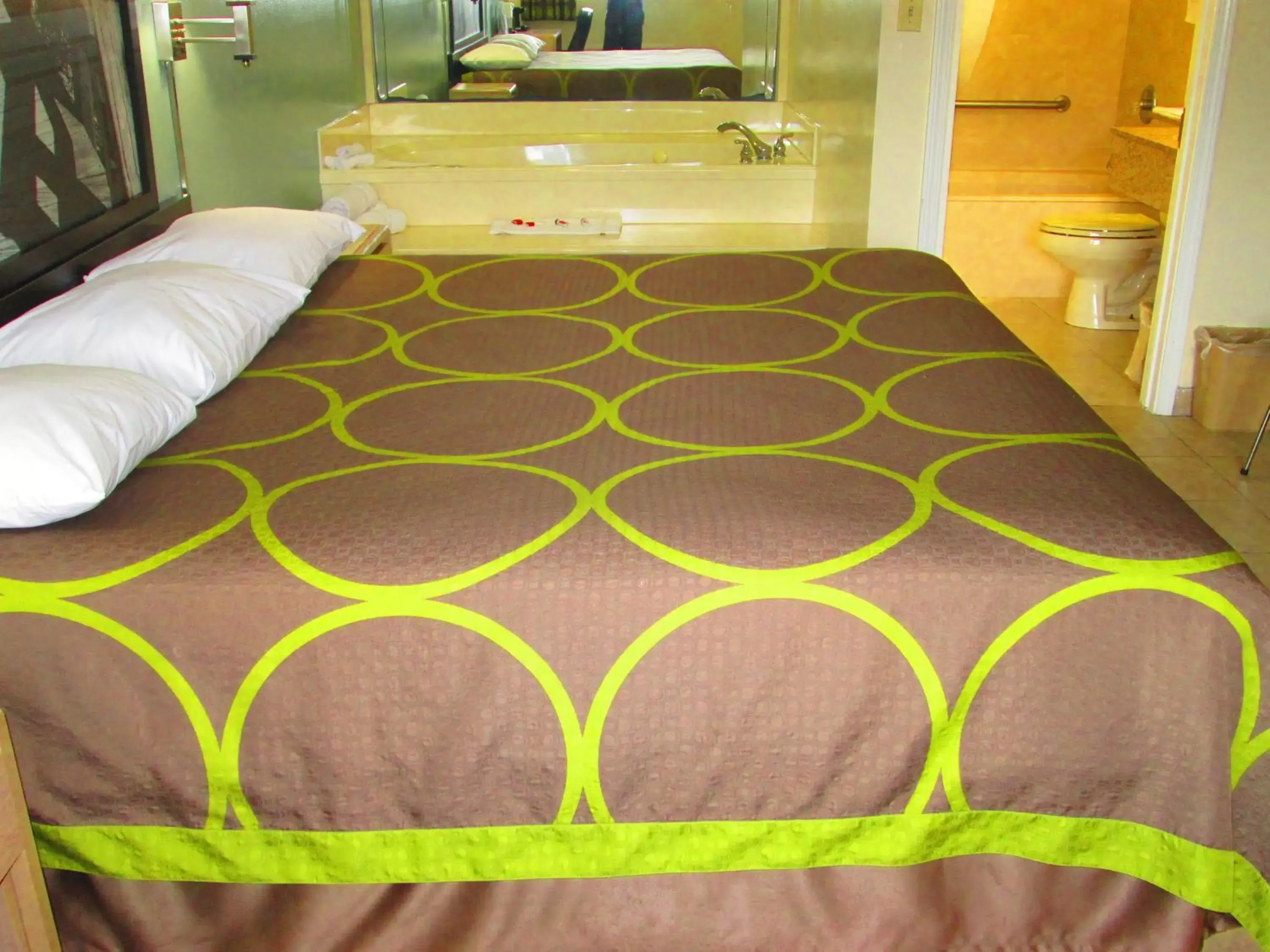 Bed in Super 8 by Wyndham Ft Walton Beach Bed in Super 8 by Wyndham Ft Walton Beach