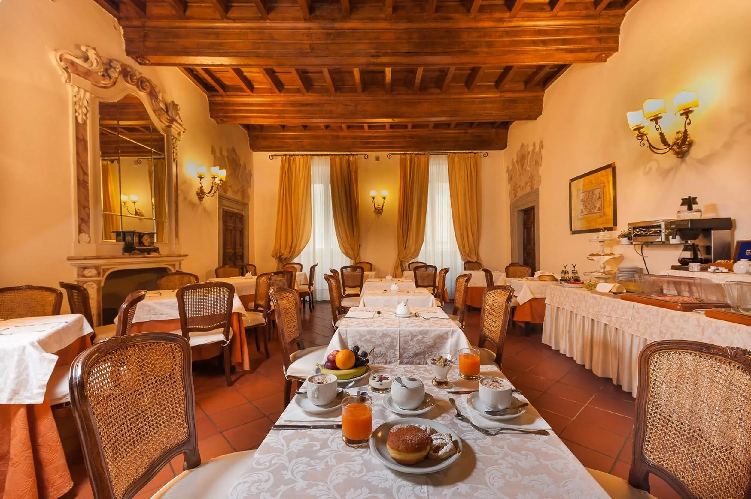 Lounge or bar, Restaurant/Places to Eat in Hotel San Michele