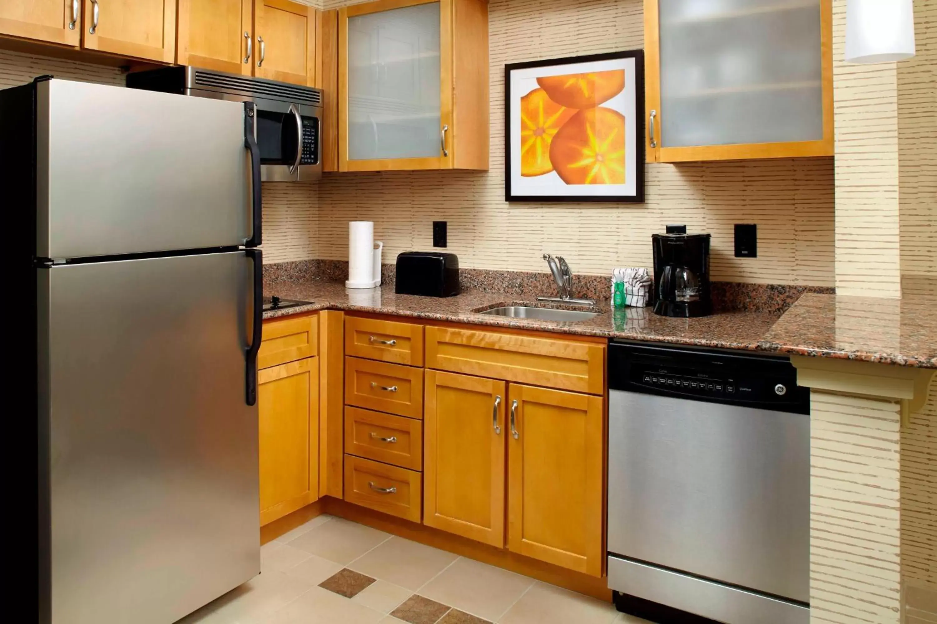 Kitchen or kitchenette, Kitchen/Kitchenette in Residence Inn Tampa Suncoast Parkway at NorthPointe Village