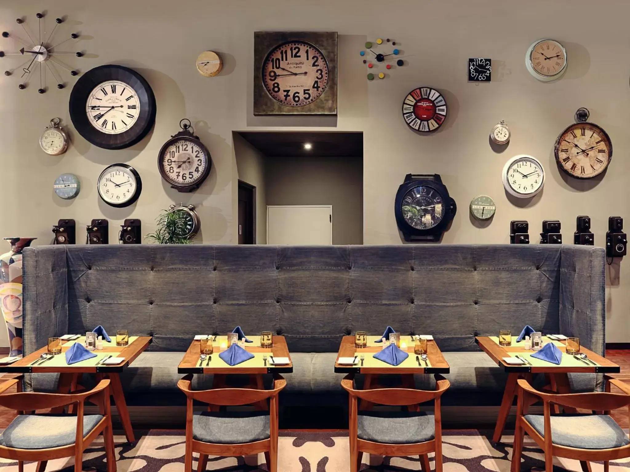 Restaurant/places to eat in Mercure Jakarta Simatupang Restaurant/places to eat in Mercure Jakarta Simatupang