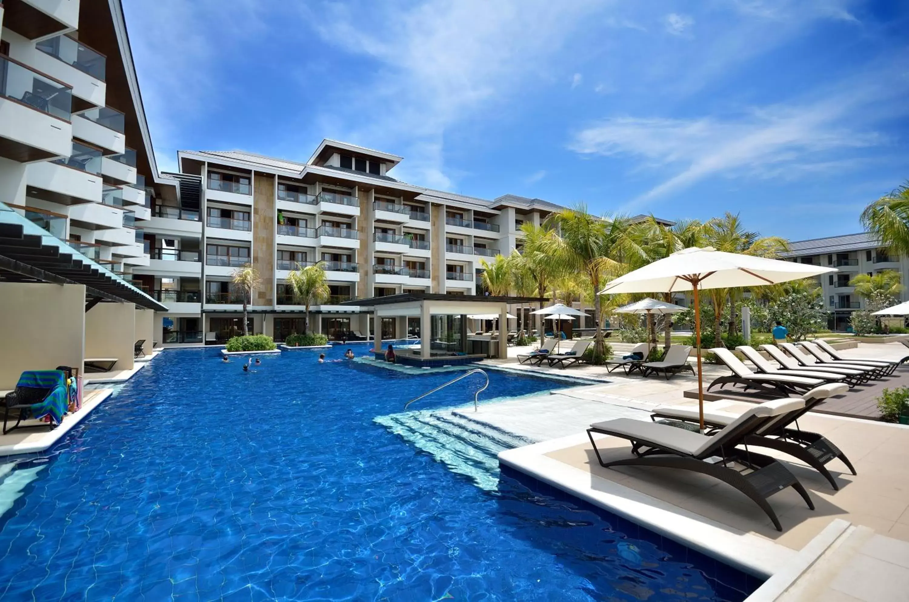 Swimming pool, Property Building in Henann Resort Alona Beach