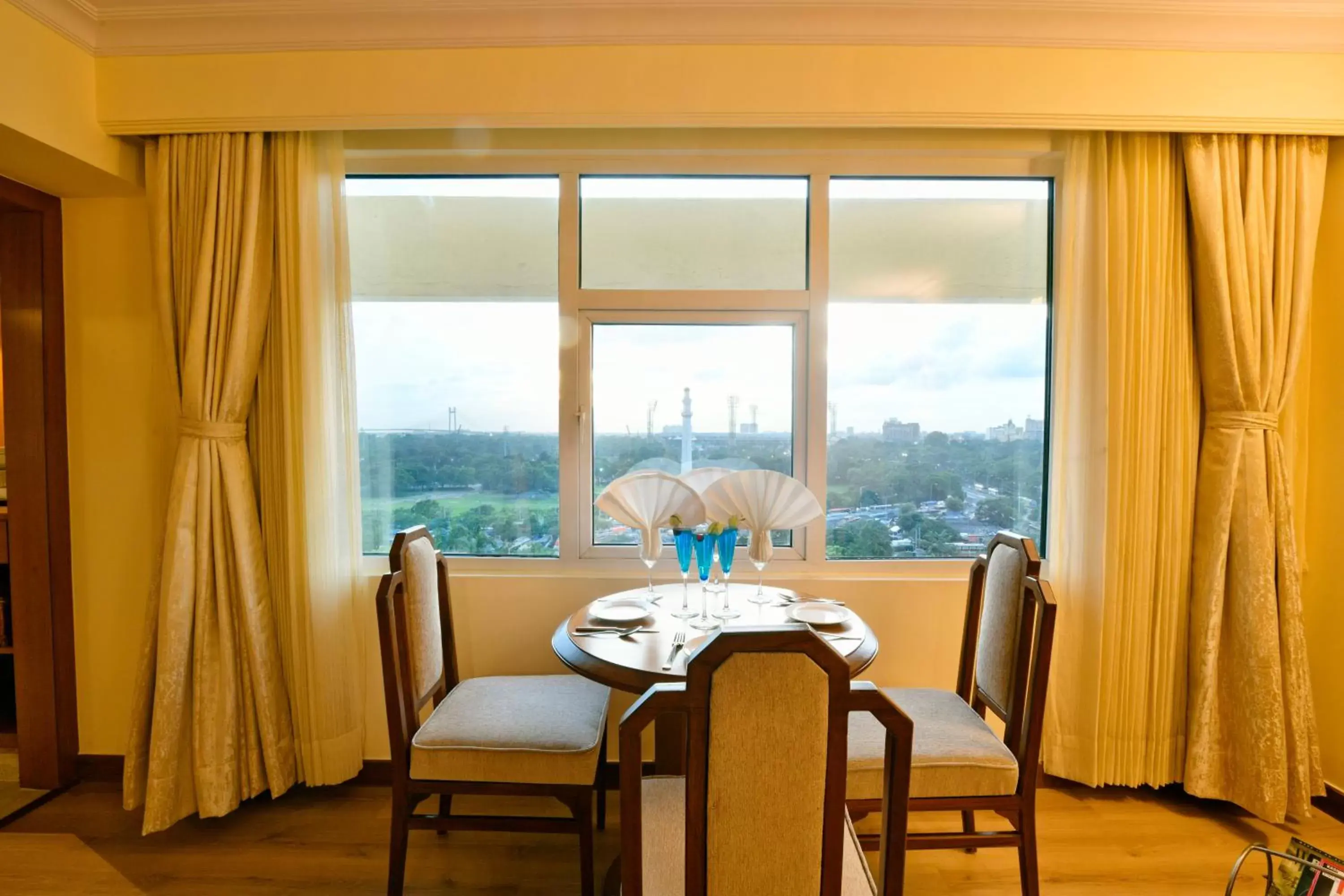 Dining area in The Peerless Inn Kolkata