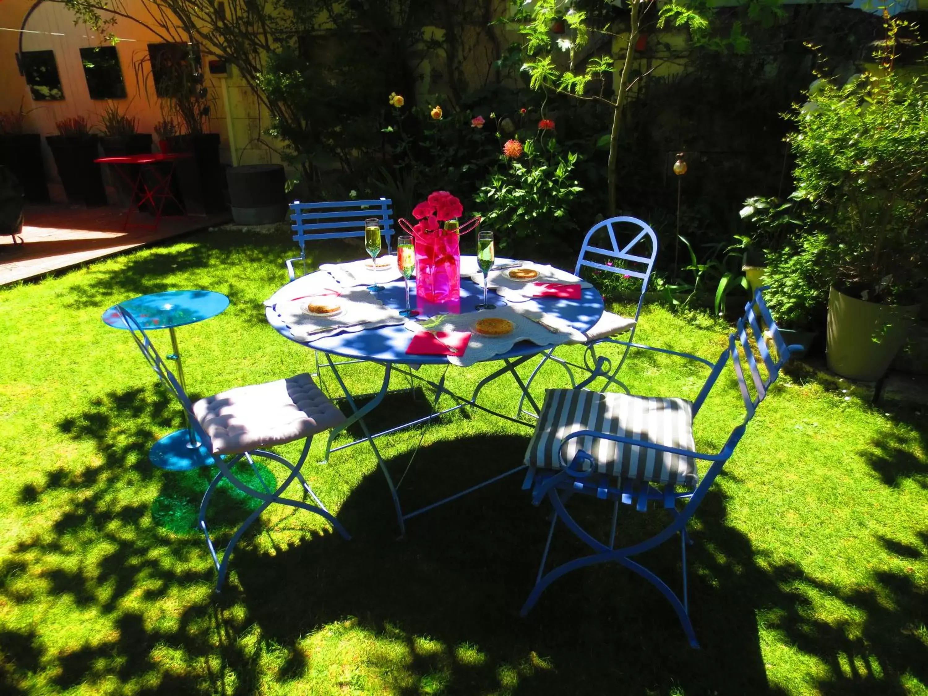 Garden in La Fenice Beauval