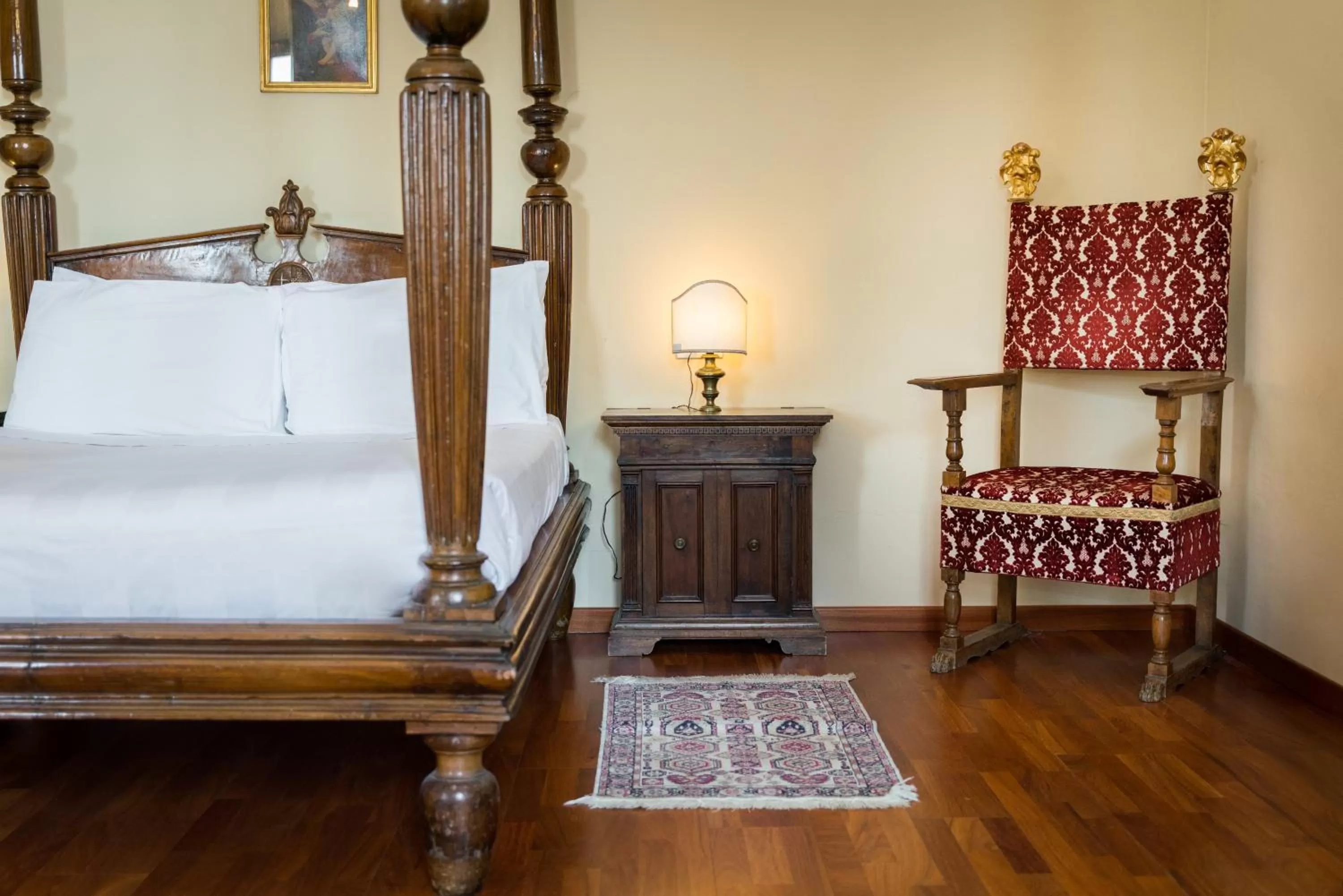 Decorative detail, Bed in Certosa di Pontignano Residenza d'Epoca - Place of Charme