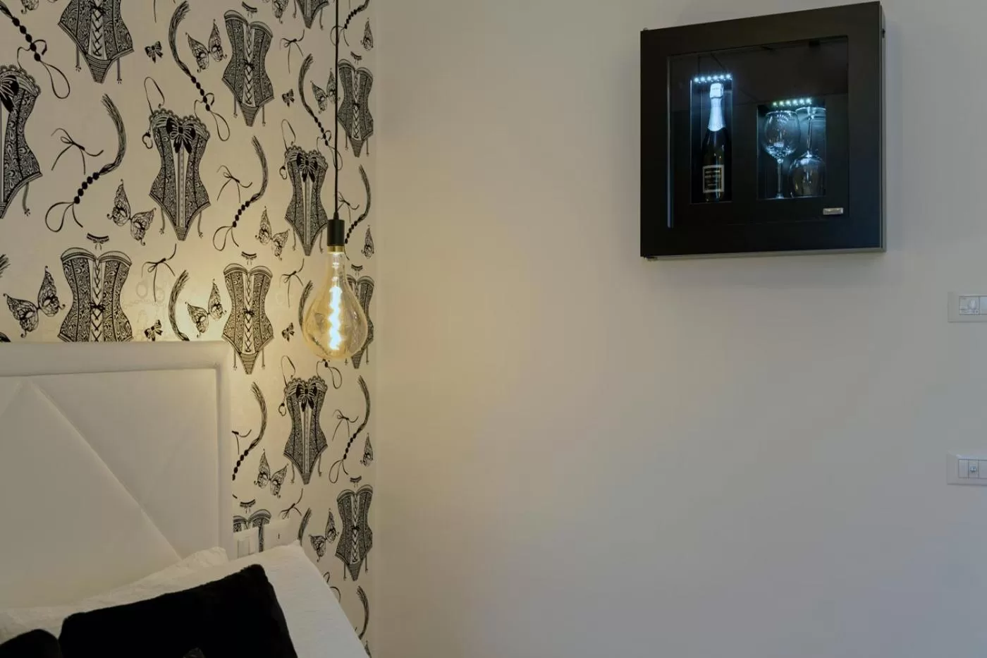 Decorative detail in Lainez Rooms & Suites