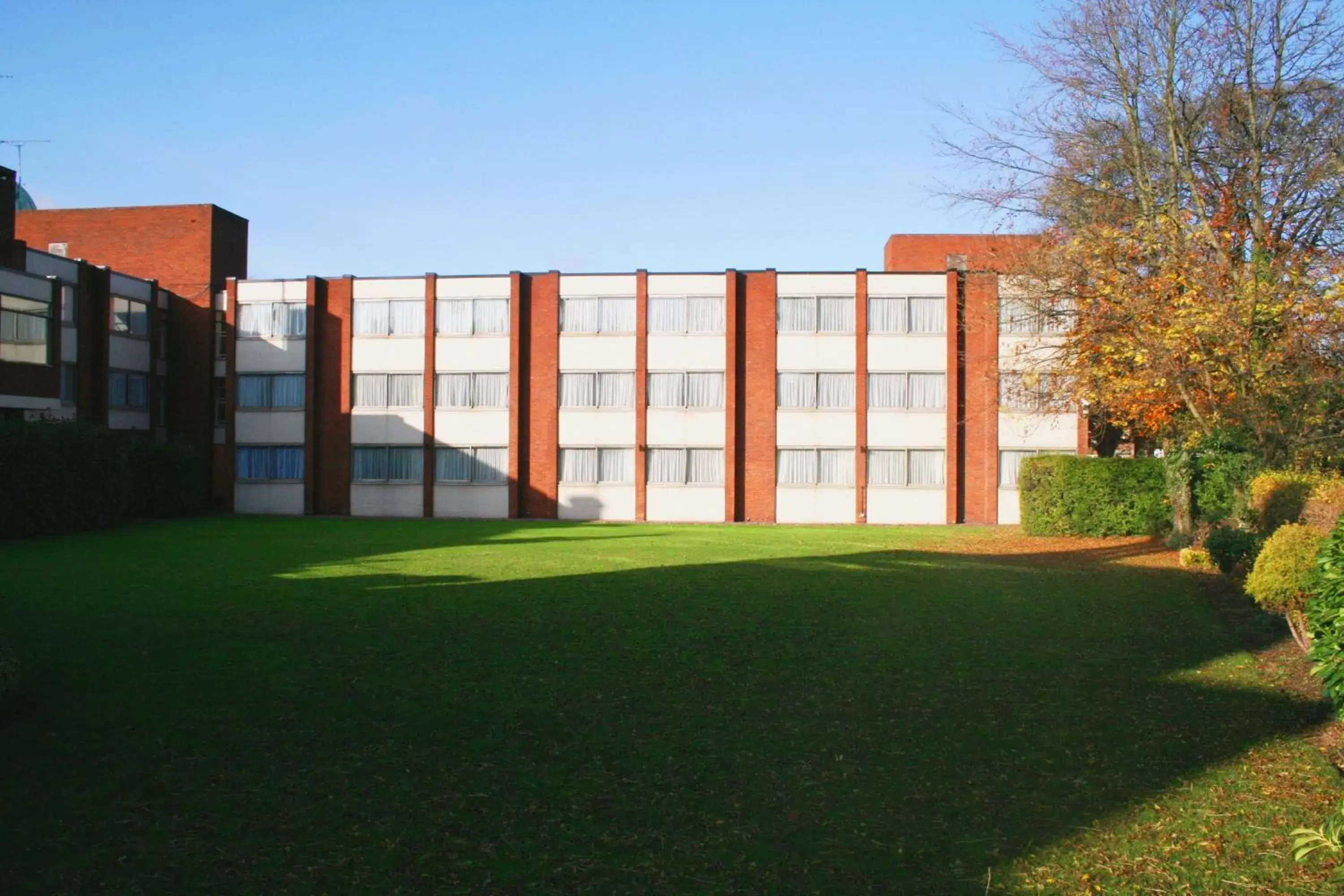 Facade/entrance, Property Building in Best Western Plough and Harrow Hotel