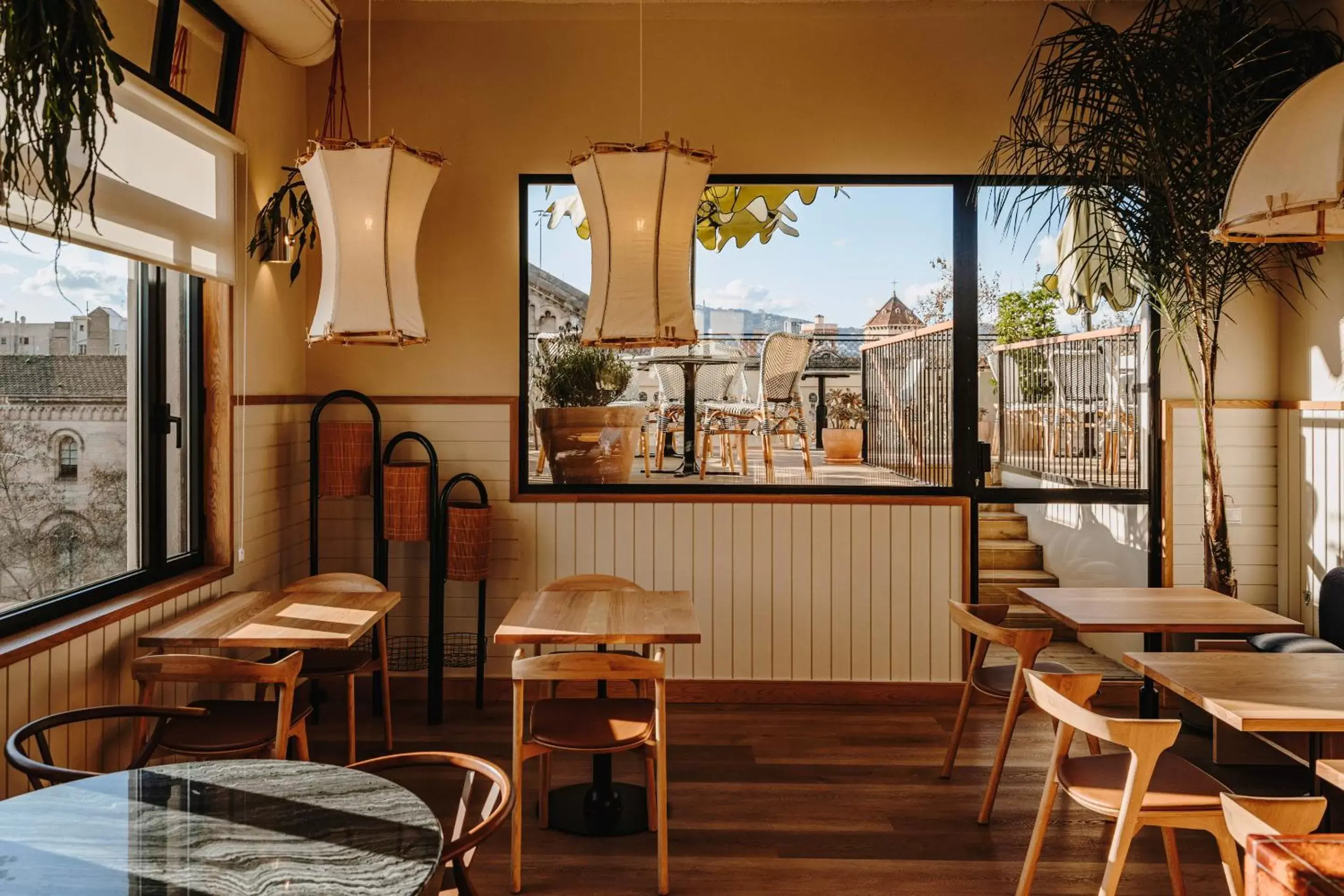 Restaurant/Places to Eat in Sonder Casa Luz