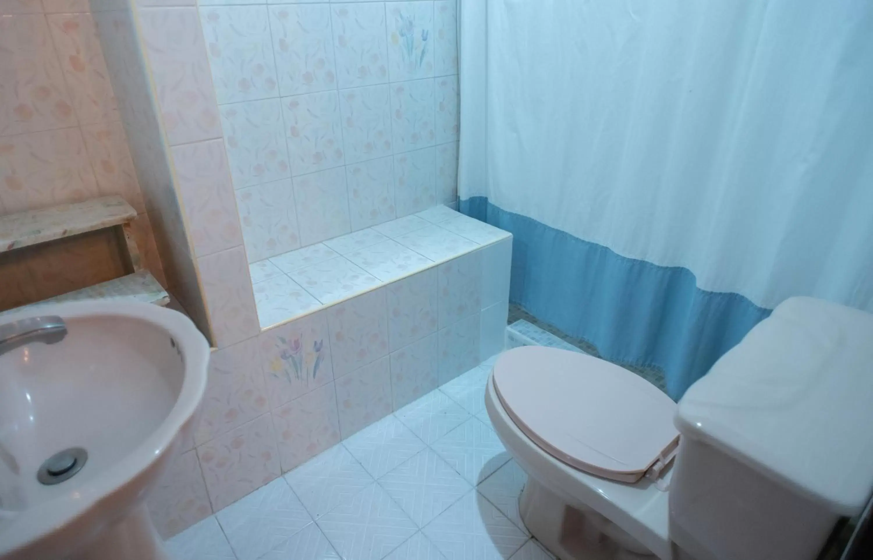 Bathroom in Posada San Miguelito