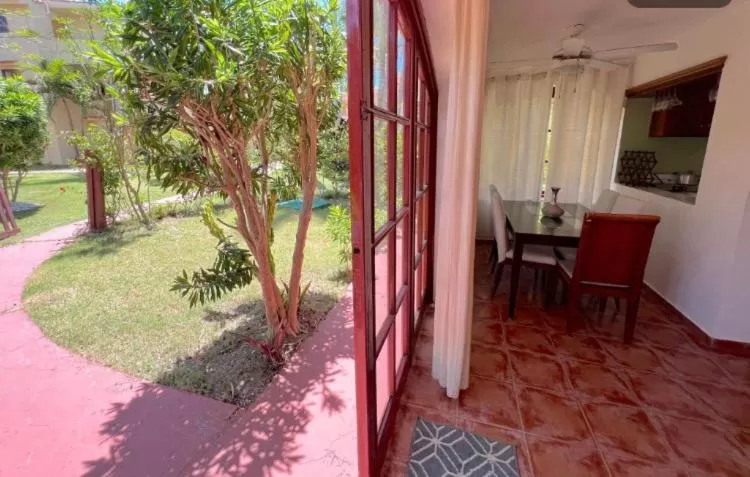 Los Corales Luxury Villas Beach Club and Spa