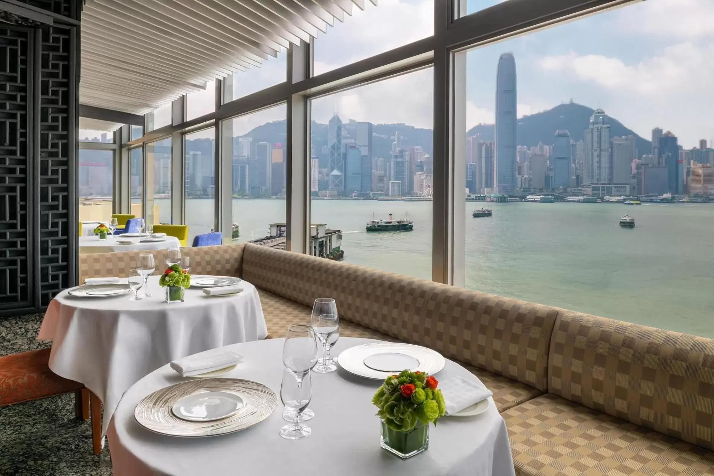 Restaurant/Places to Eat in Marco Polo Hongkong Hotel