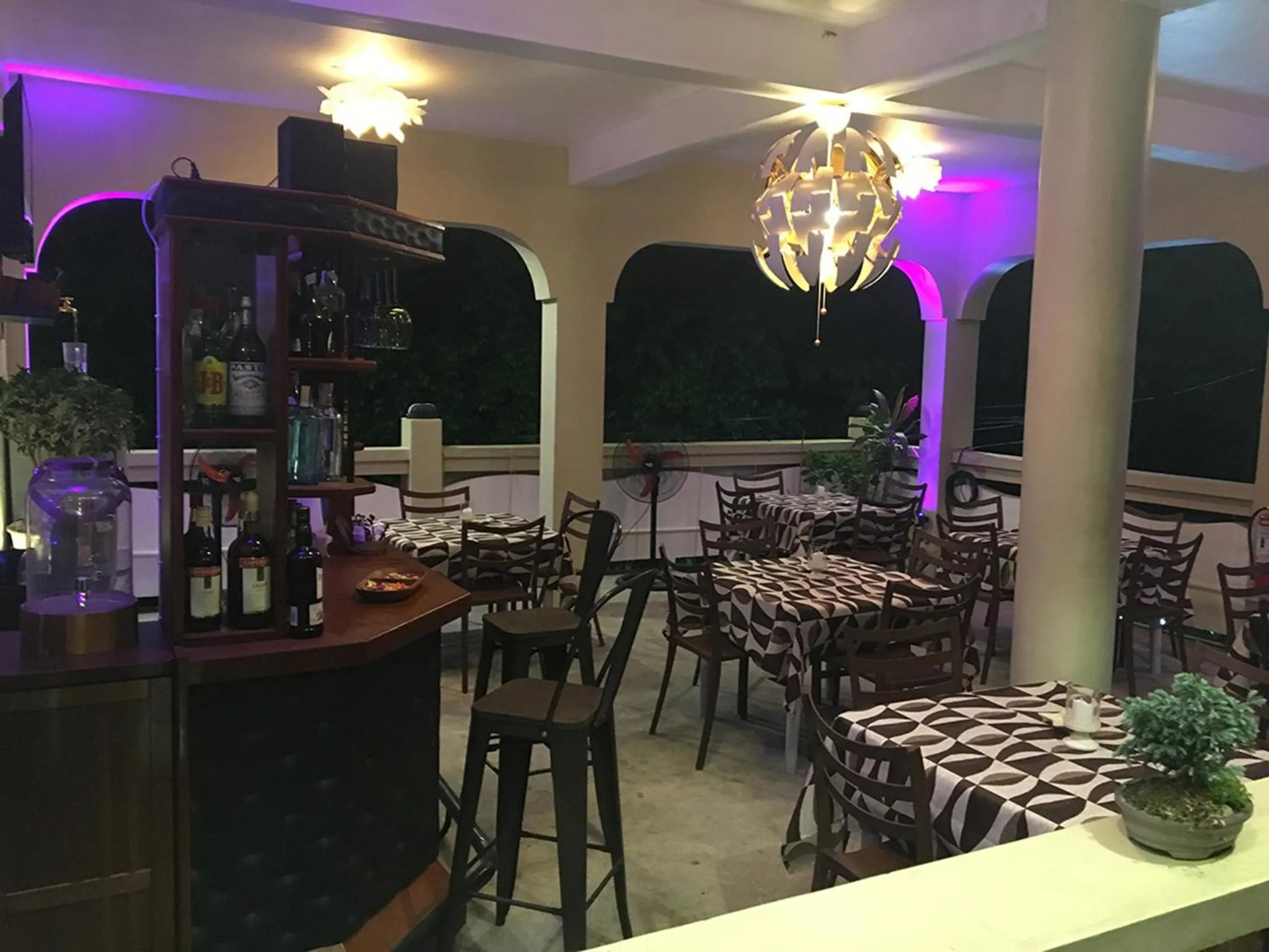 Meals in Stardust Beach Hotel