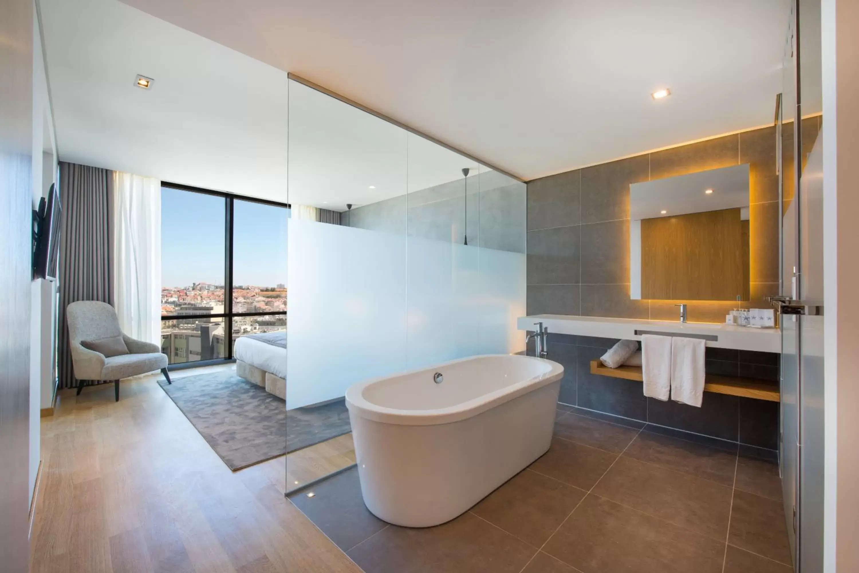 Bathroom in Iberostar Selection Lisboa Bathroom in Iberostar Selection Lisboa