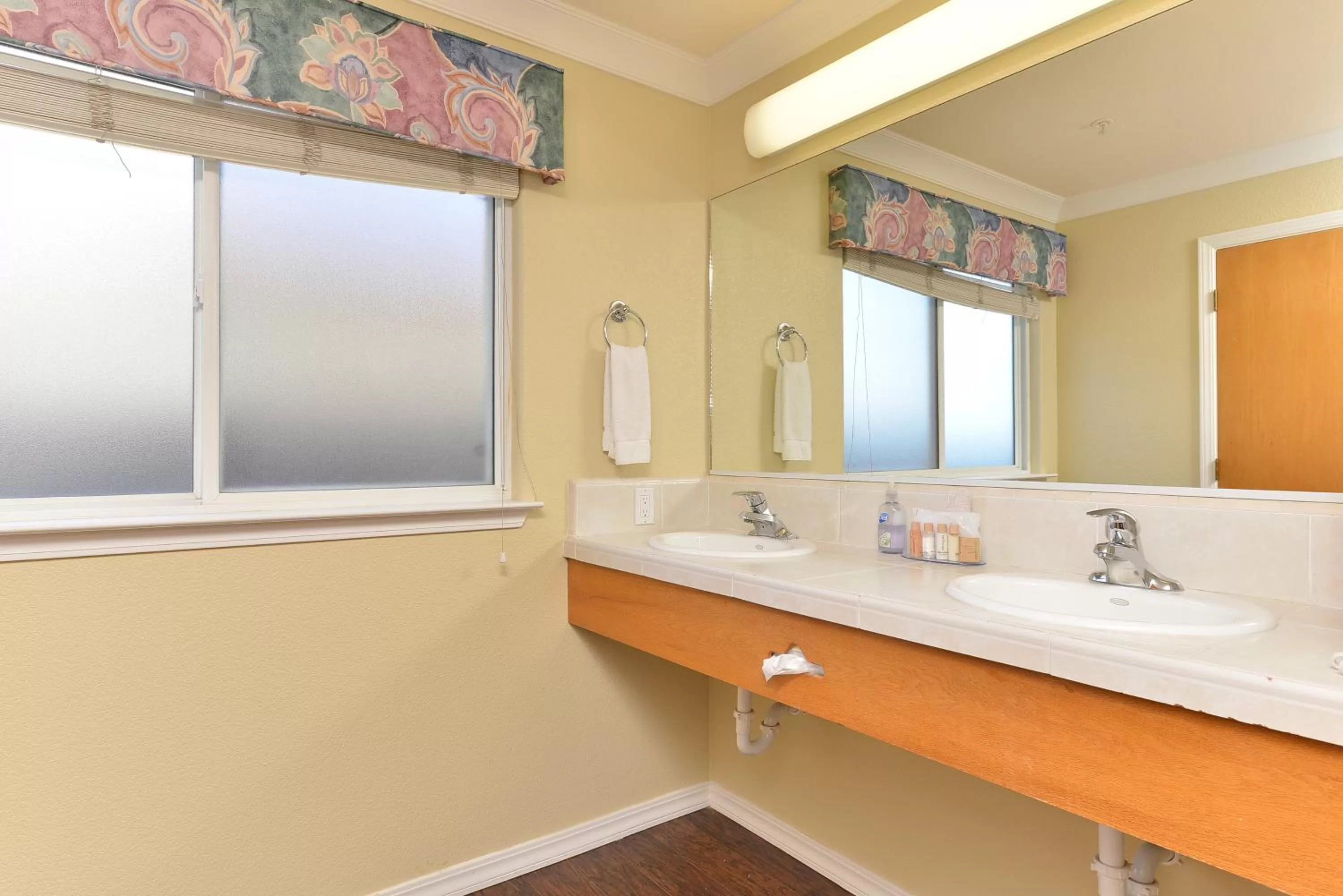 Bathroom in Cayucos Beach Inn