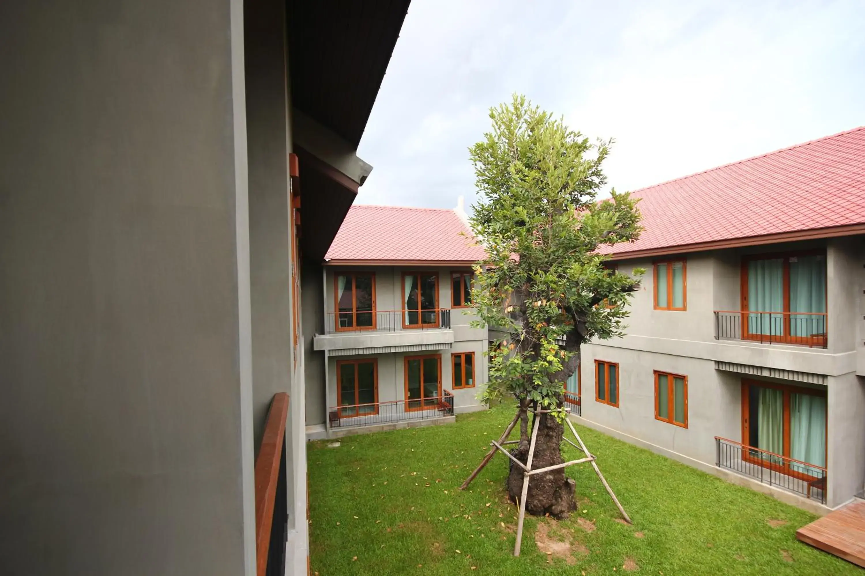 View (from property/room), Property Building in Chu Hotel