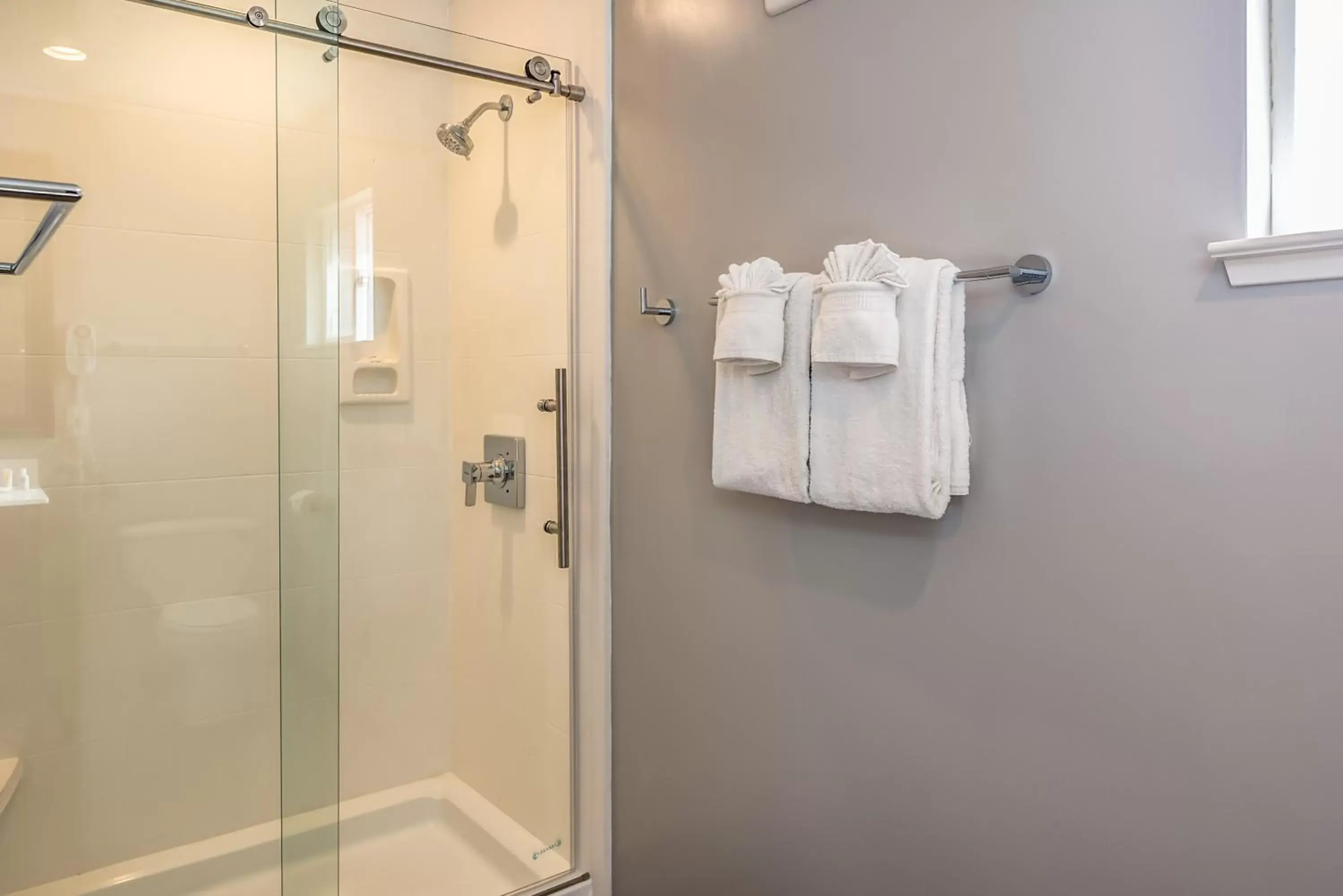 Shower, Bathroom in The Inn at 1252 Monterey