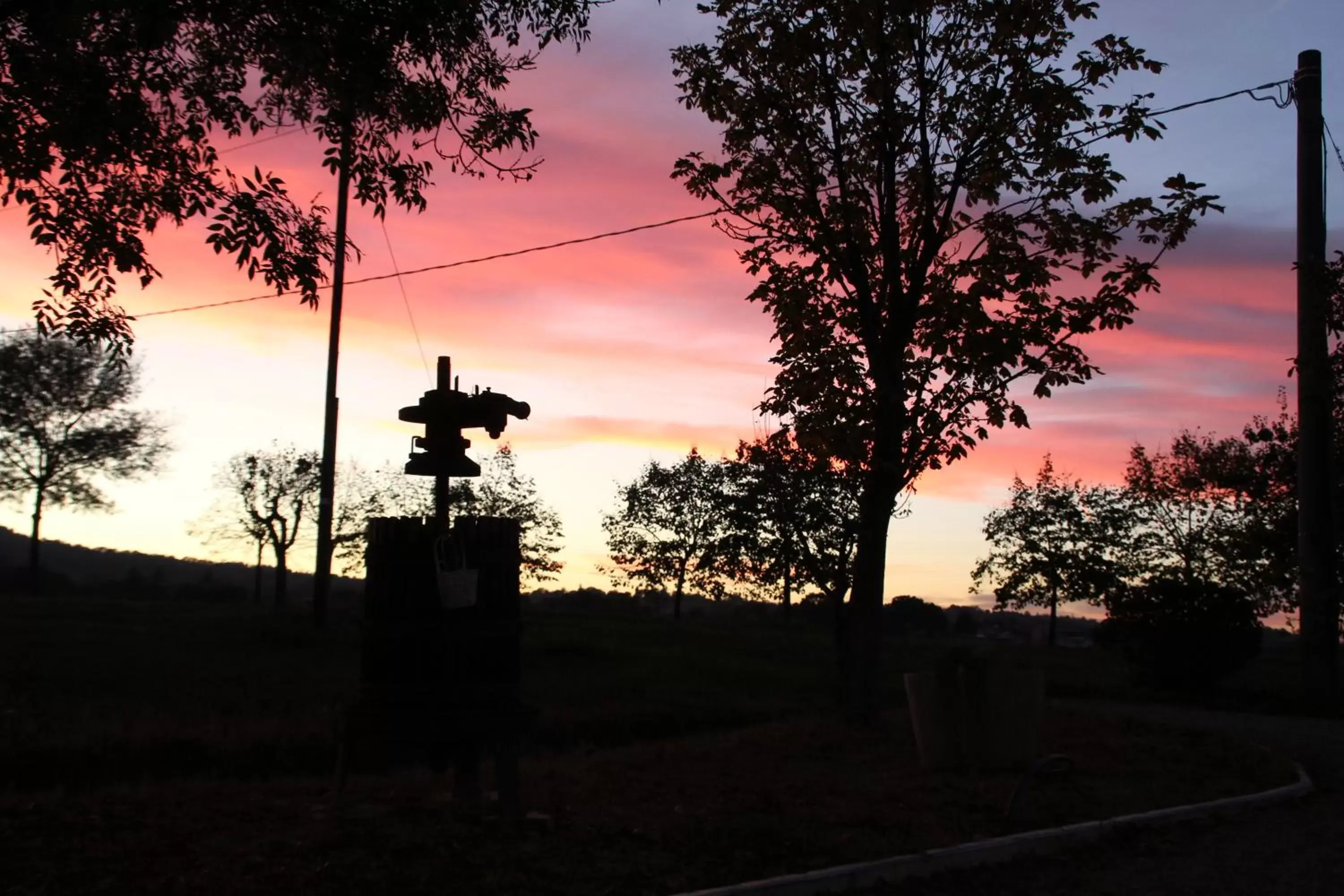 Property building, Sunrise/Sunset in B&B Des Artistes