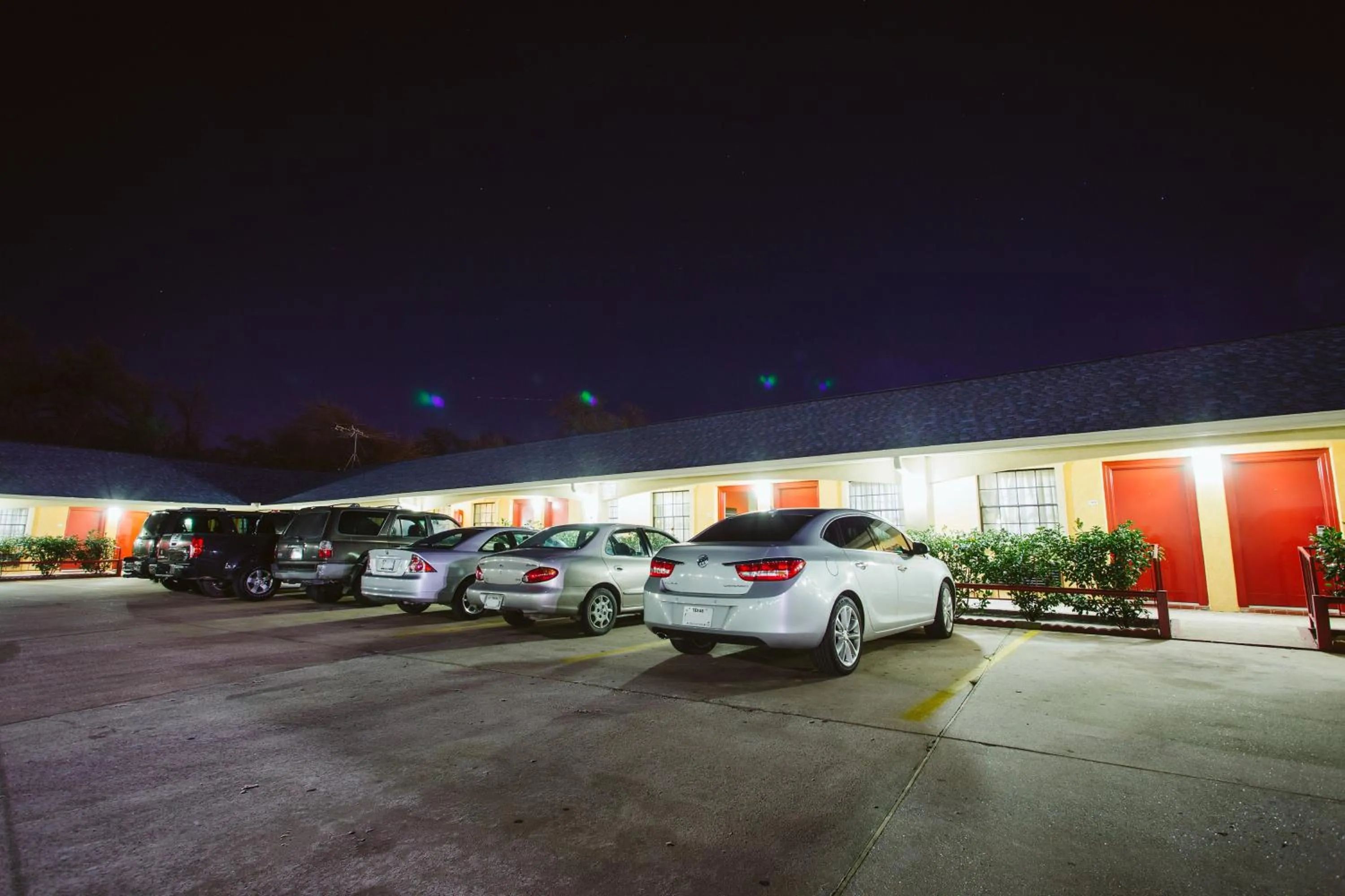 Property building in REGENCY INN - CHANNELVIEW